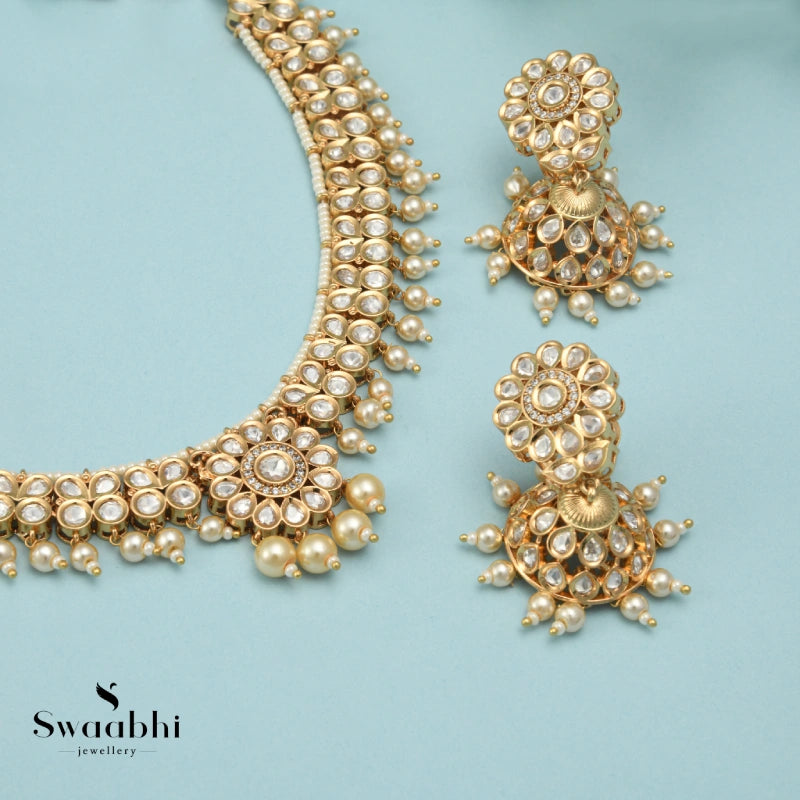 7 – Must Have Kundan Jewellery Pieces
