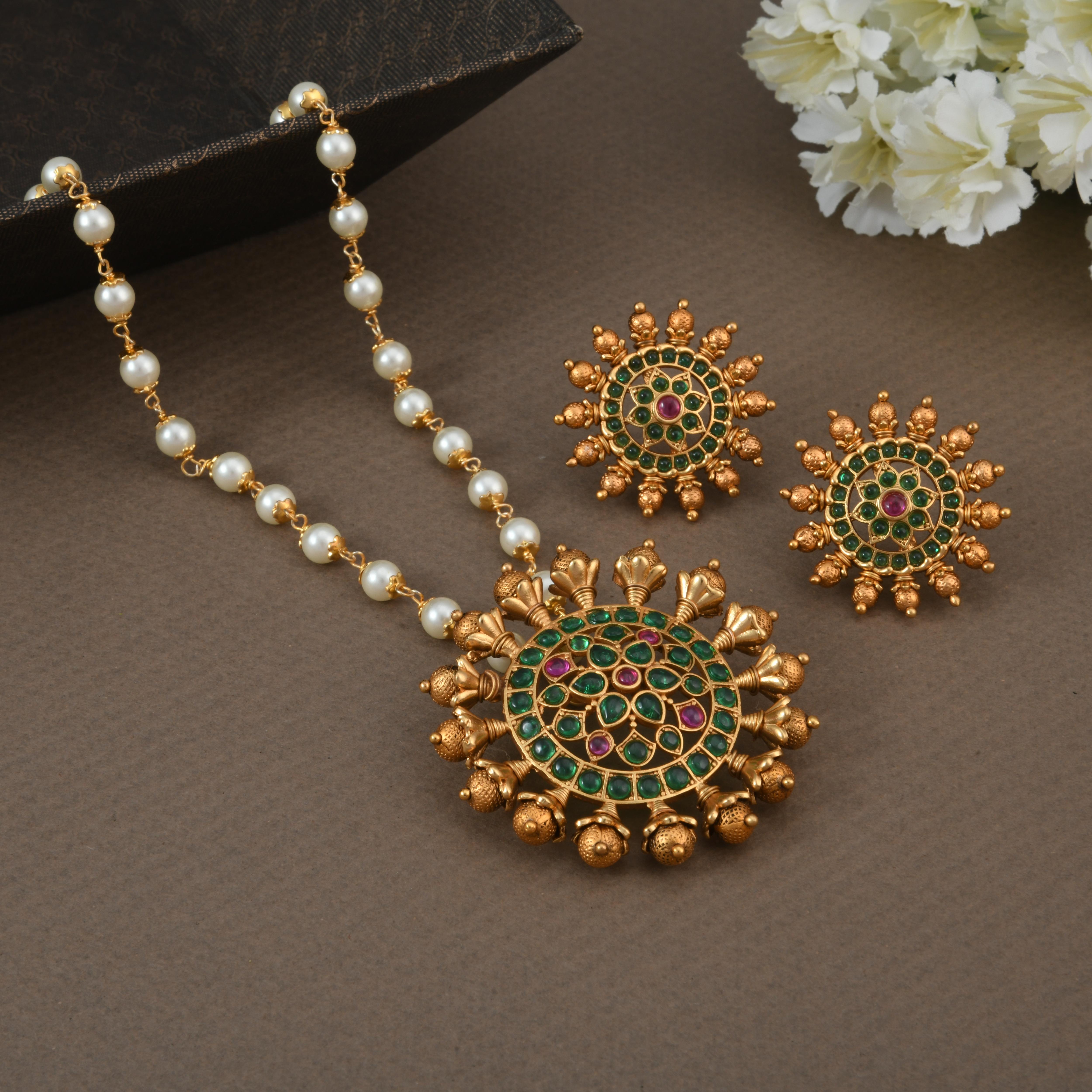 Revati Temple Pendant Set