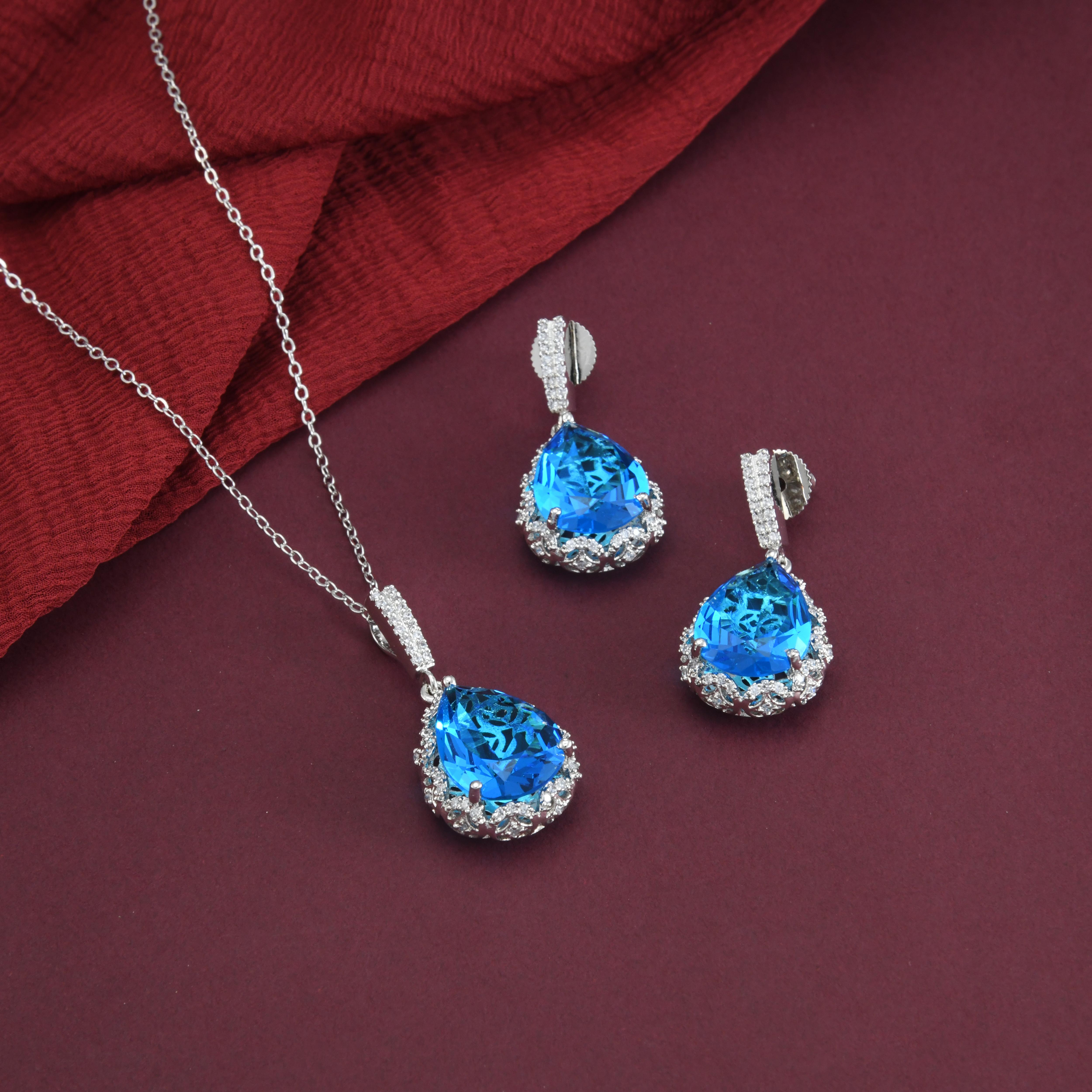 Mahi Drop Pendant Set