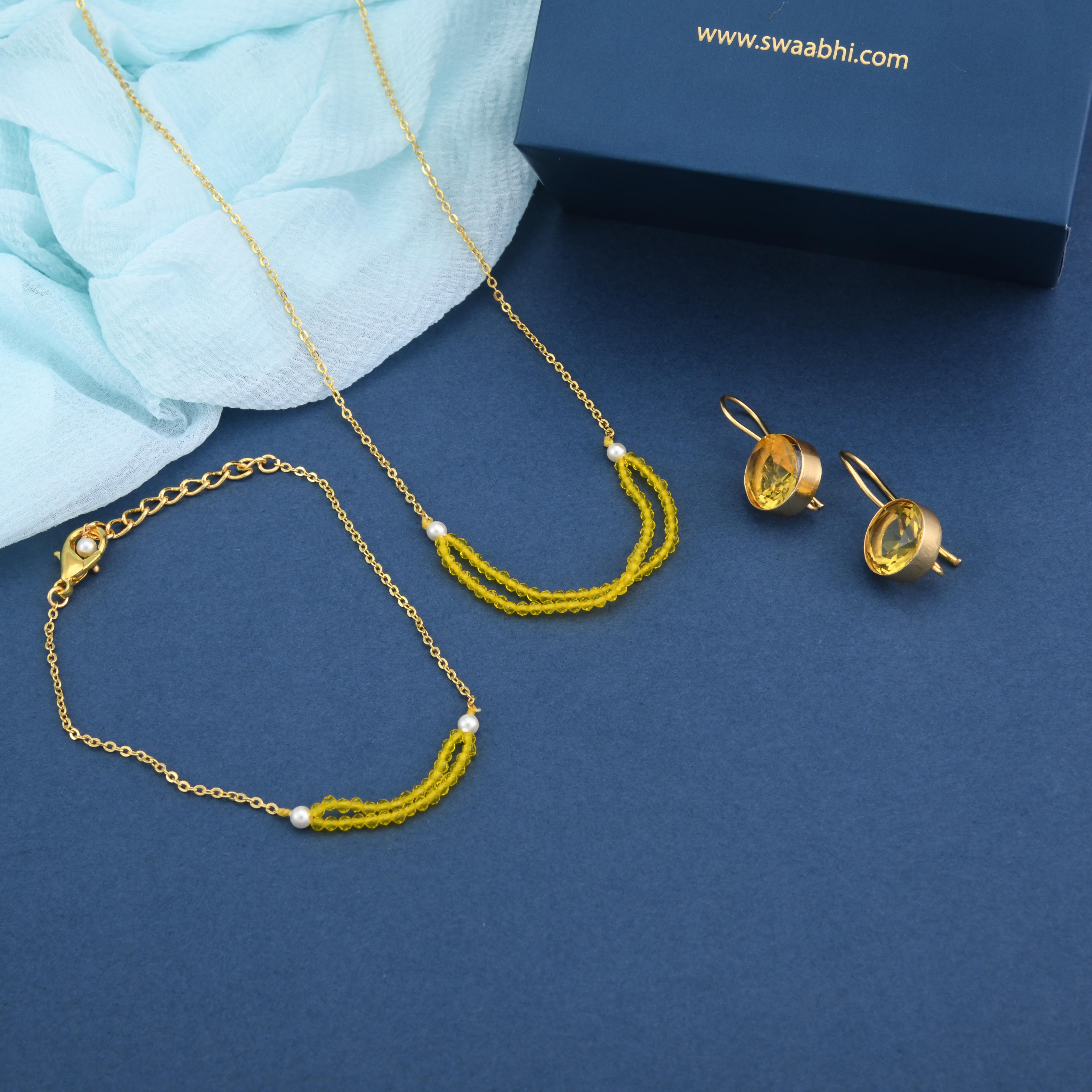 Luna Dainty Necklace Set