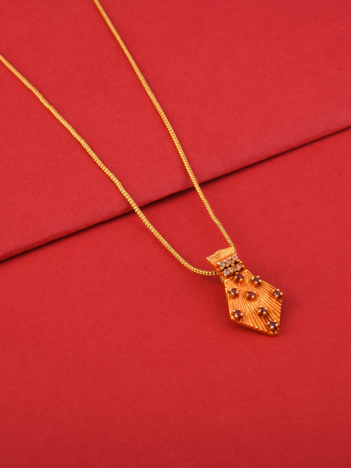 Durva Pendant Necklace