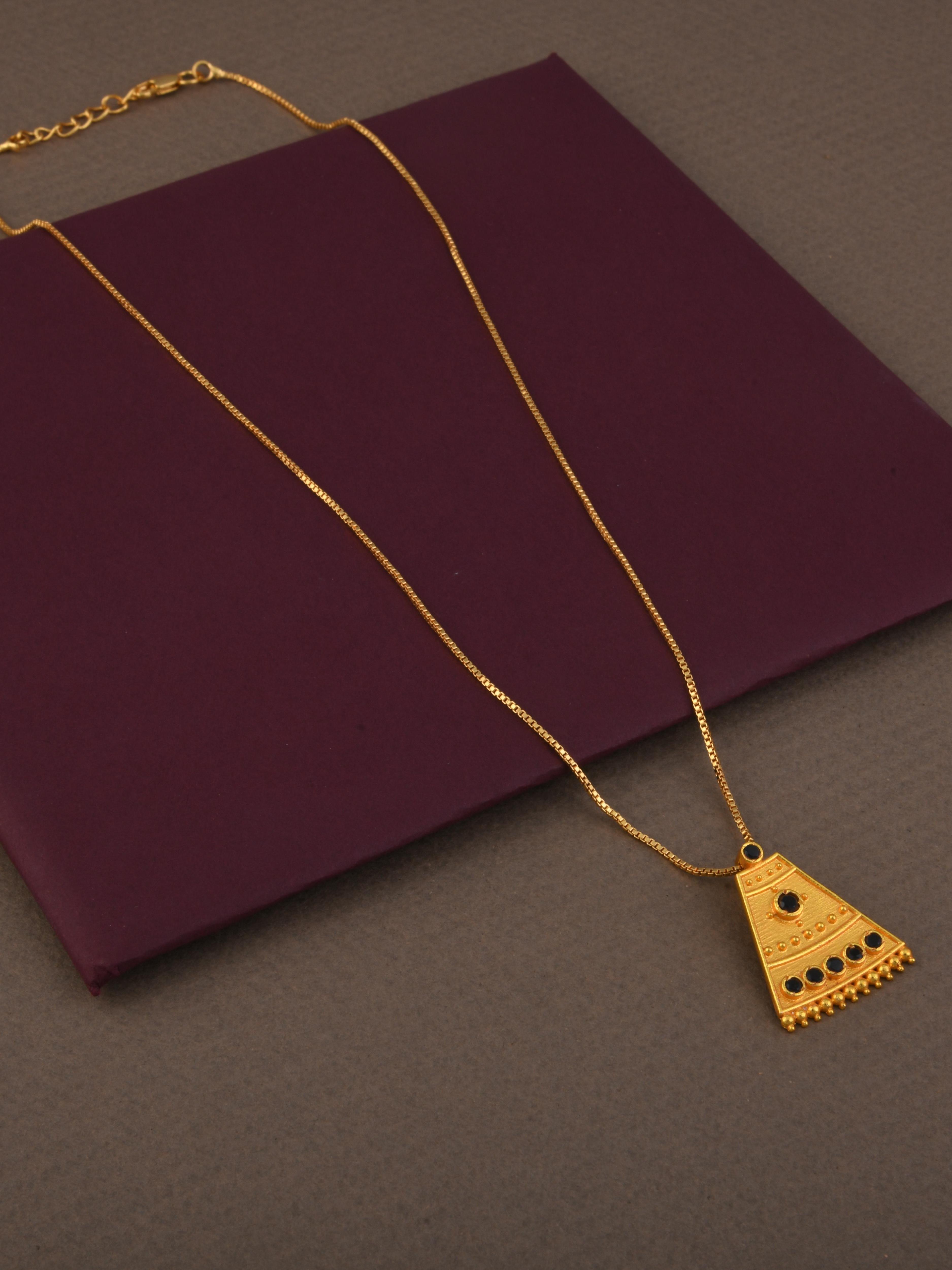 Kona Pendant Necklace