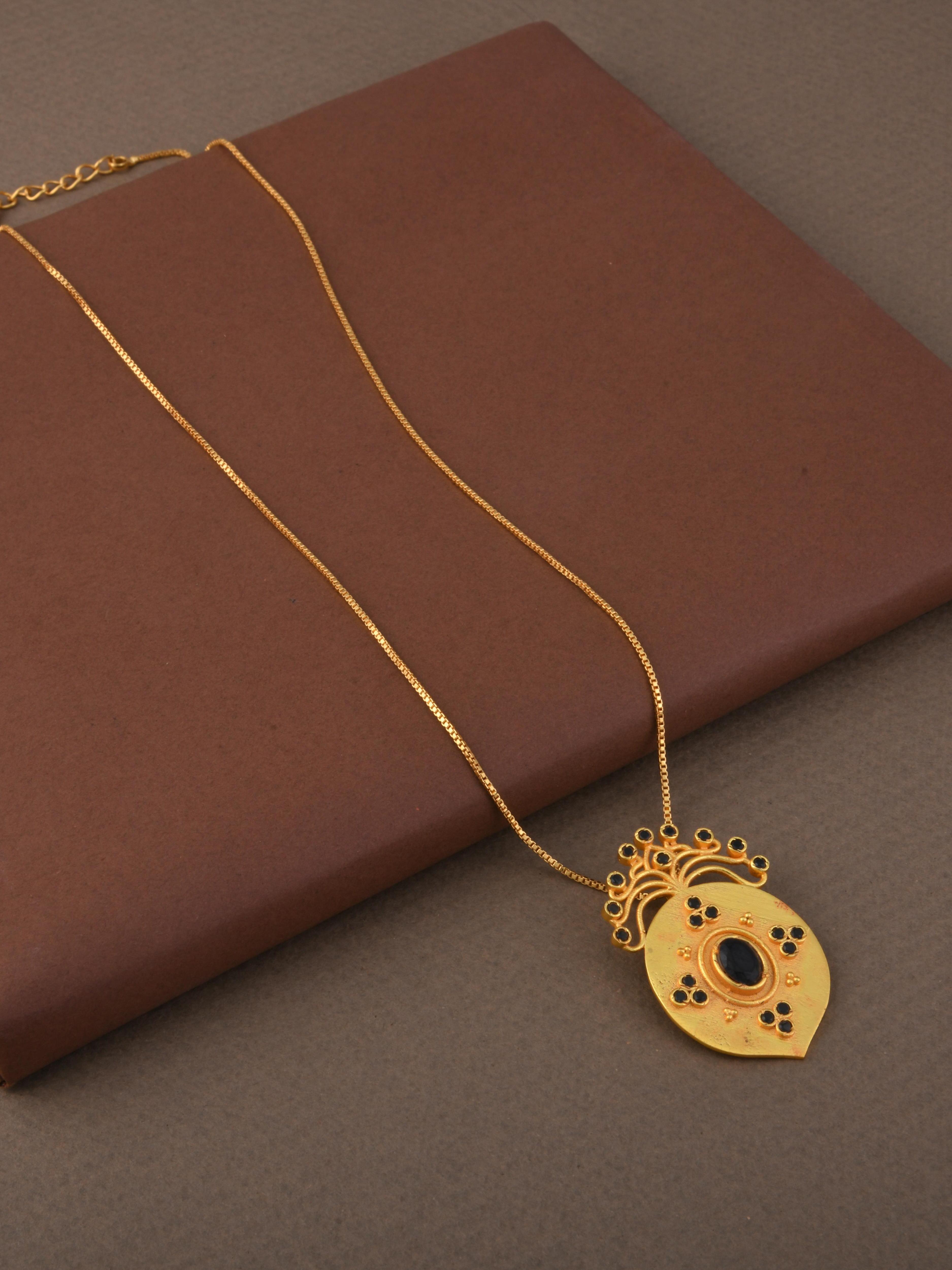Lolitam Pendant Necklace