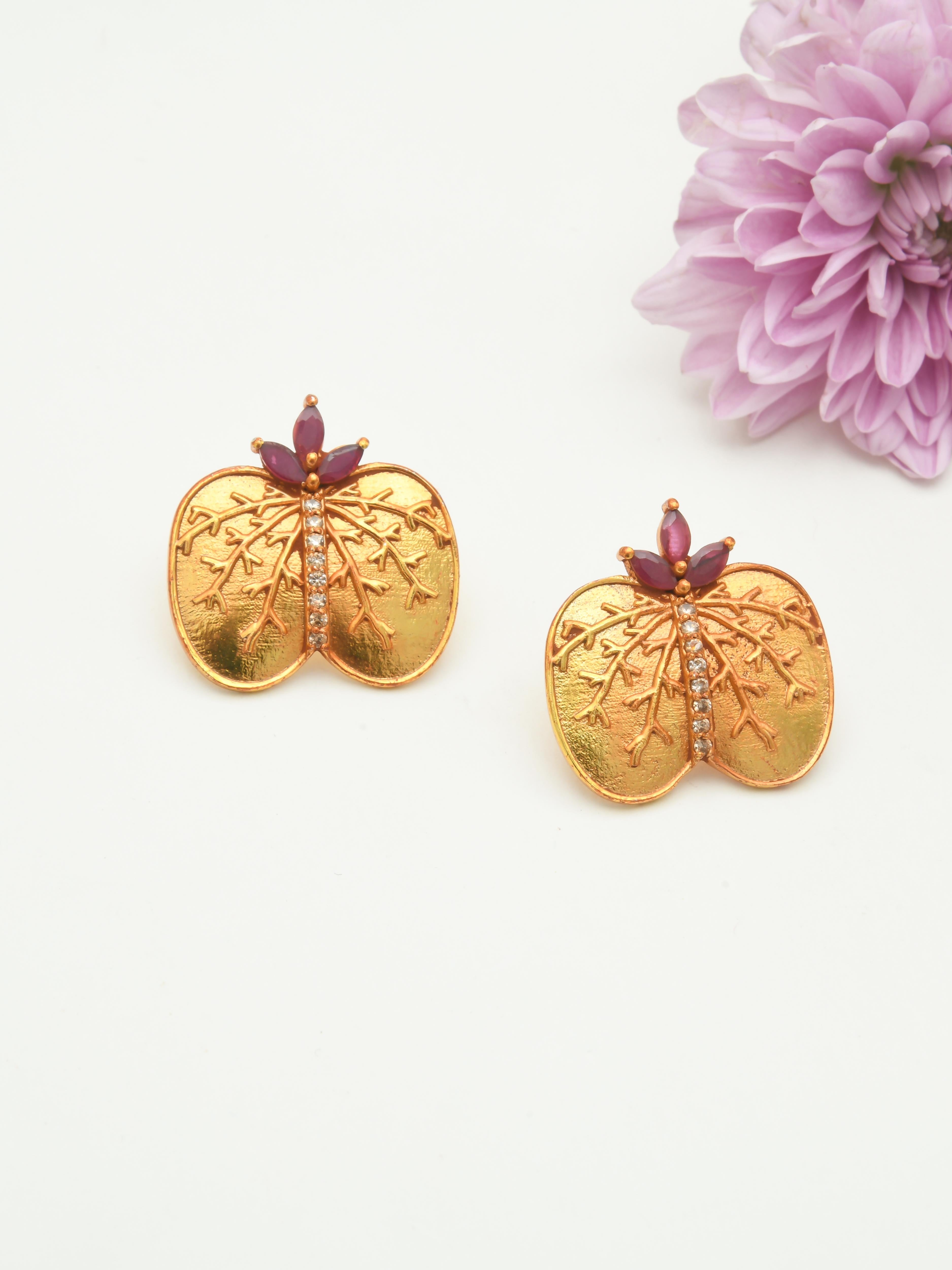 Apta Earrings