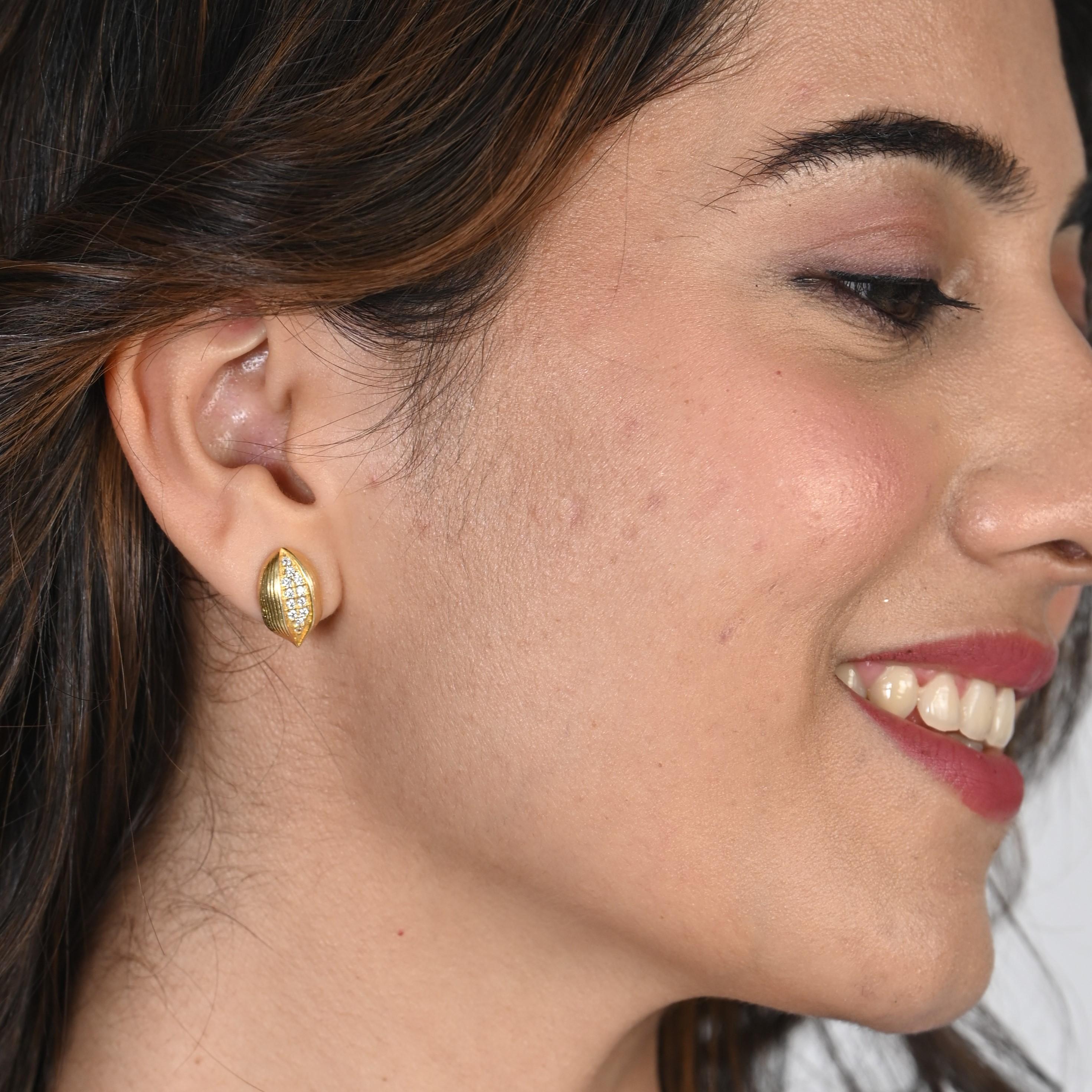 Cardamom Small Spice Earrings