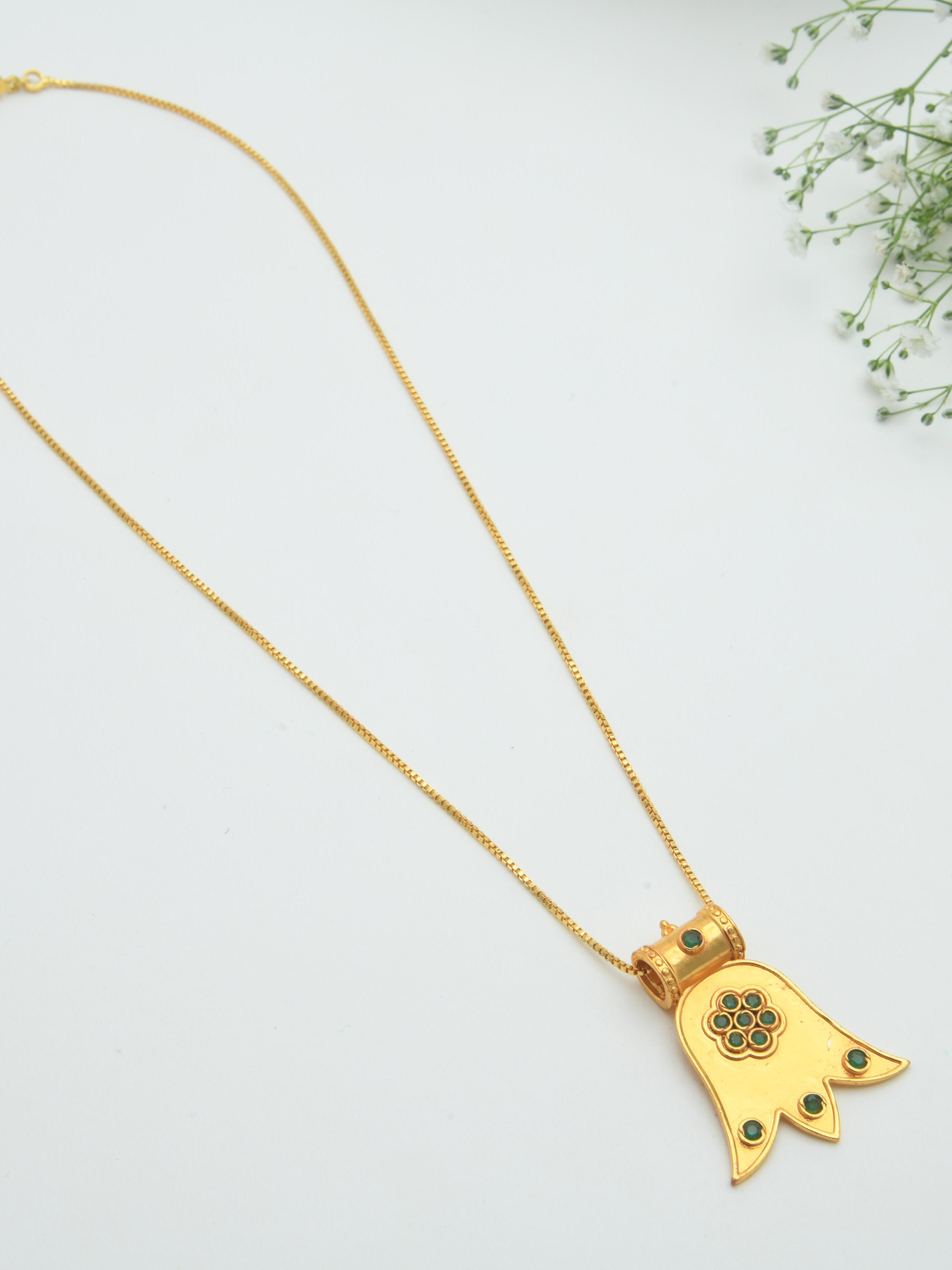 Alatam Pendant Necklace