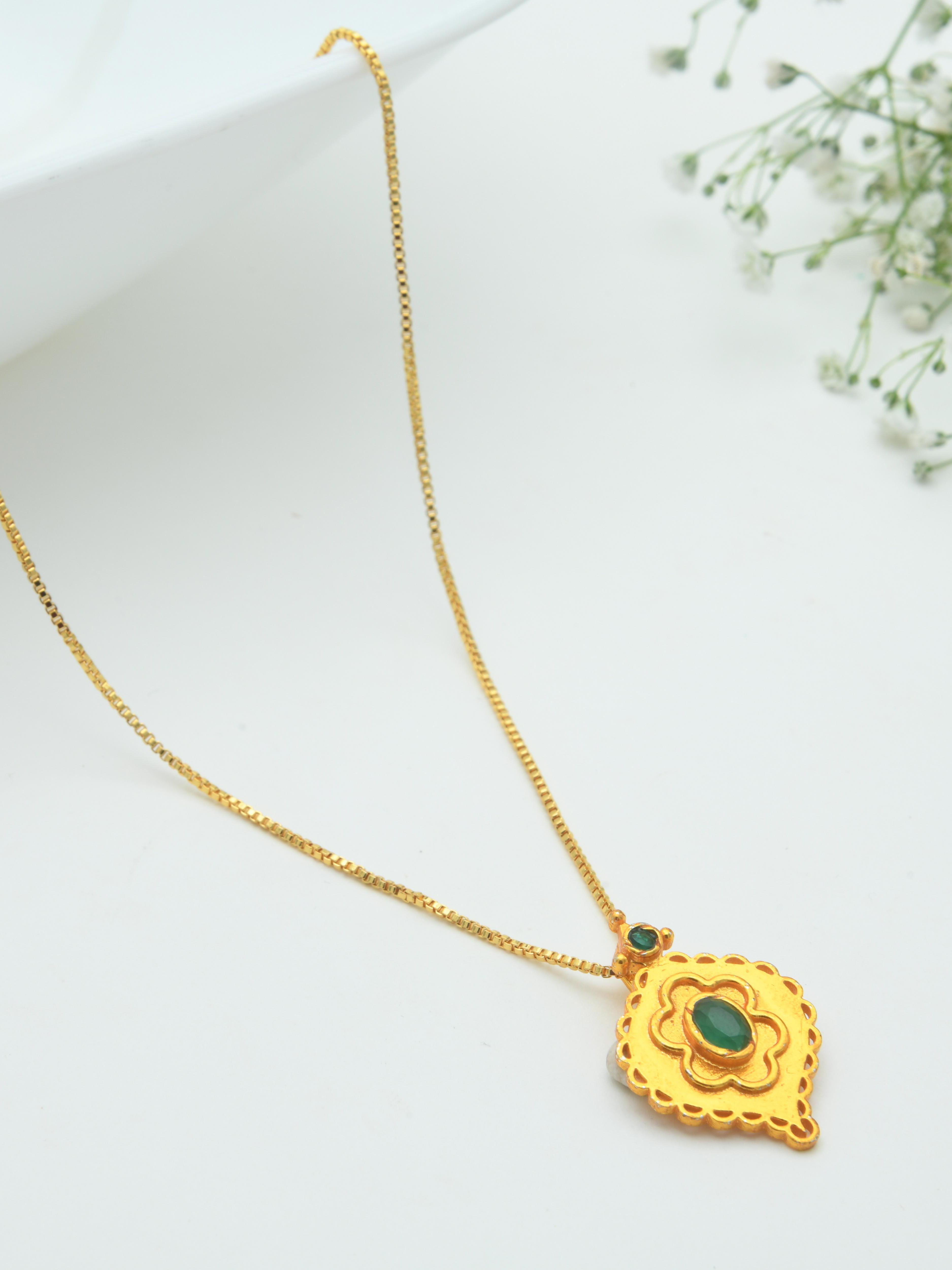 Pushpam Pendant Necklace