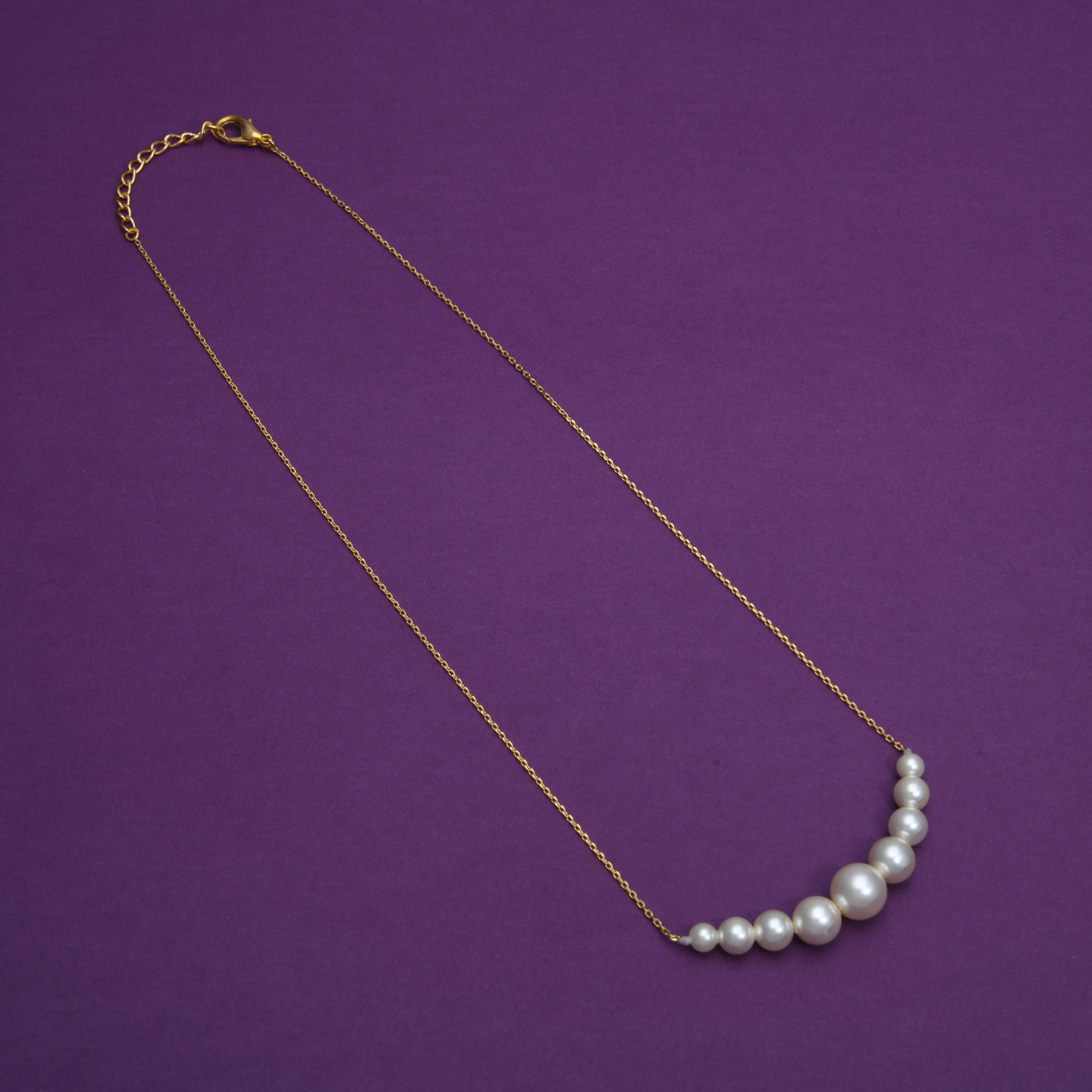 Luna Pearl Chain Necklace