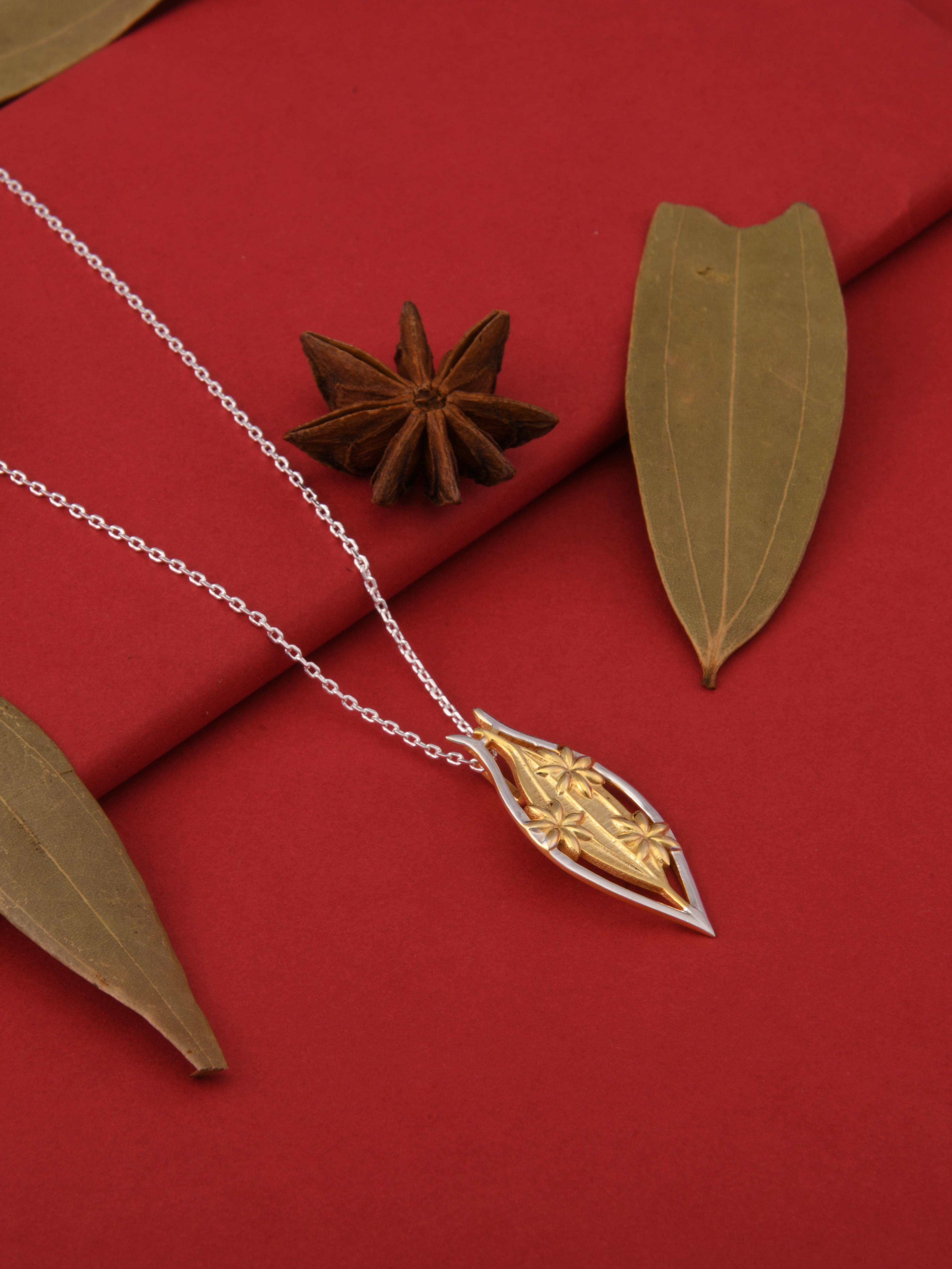 Bay Leaf & Star Anise Spice Pendant Necklace