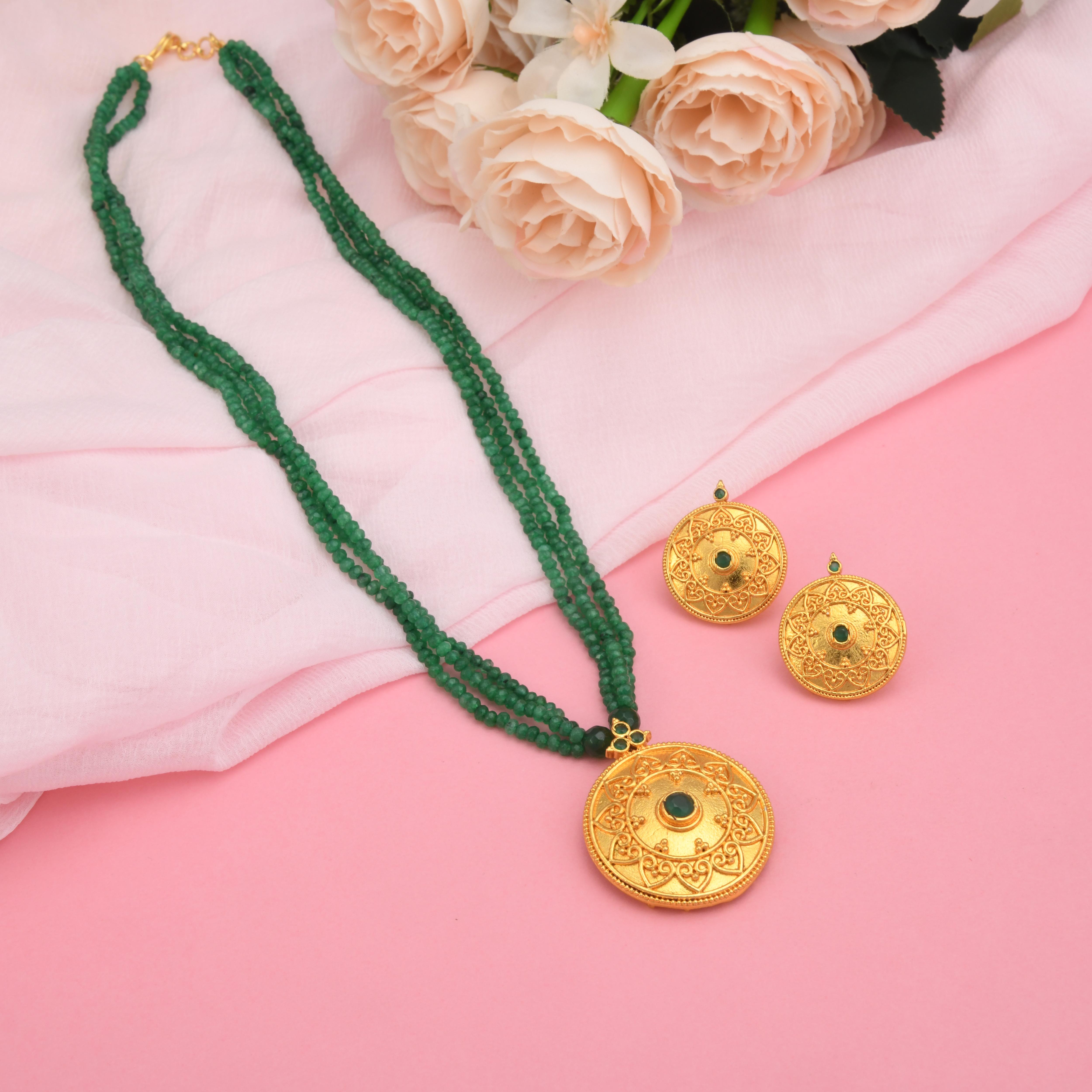 Mandalam Pendant Multi Beads Necklace