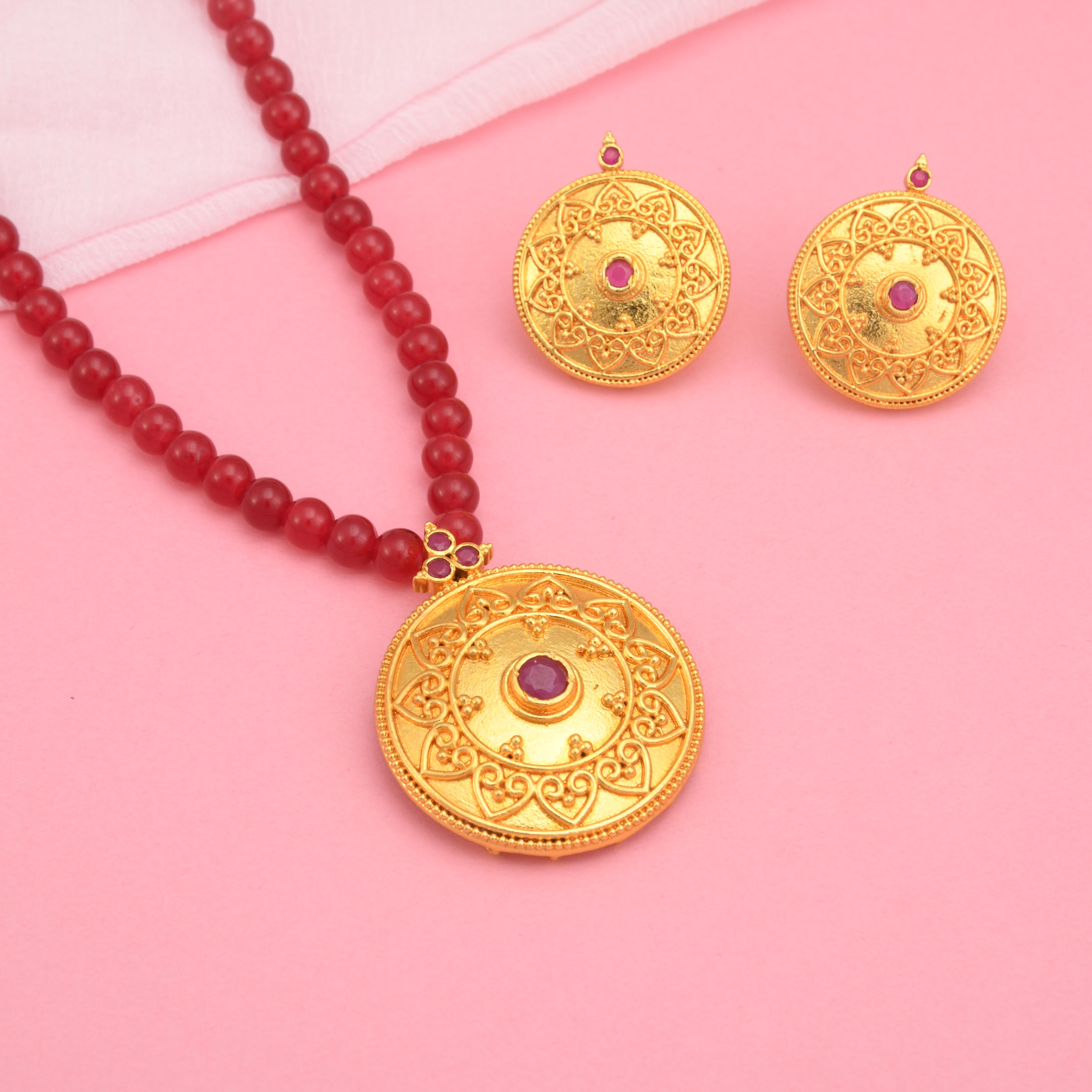 Mandalam Pendant Beads Necklace