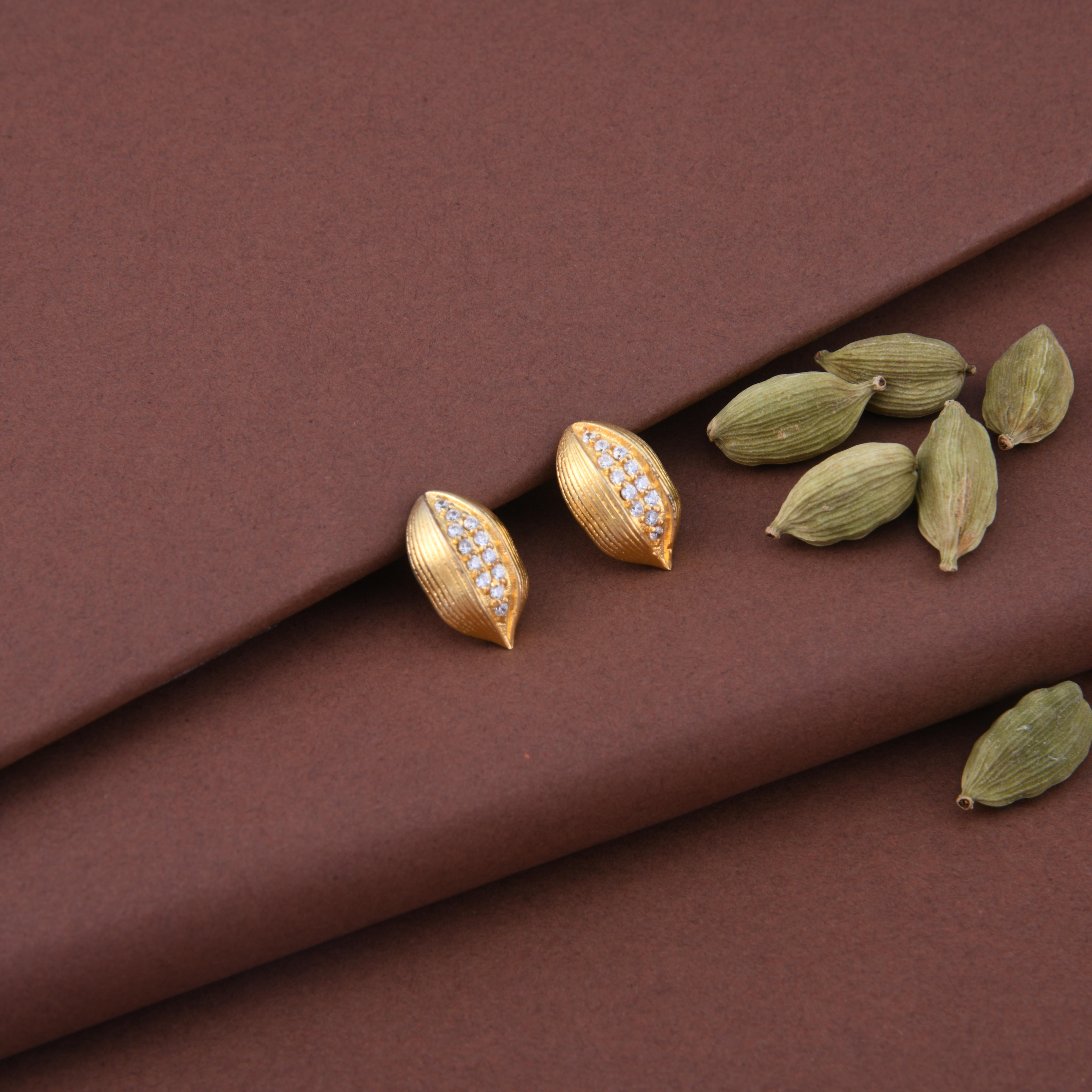 Cardamom Small Spice Earrings