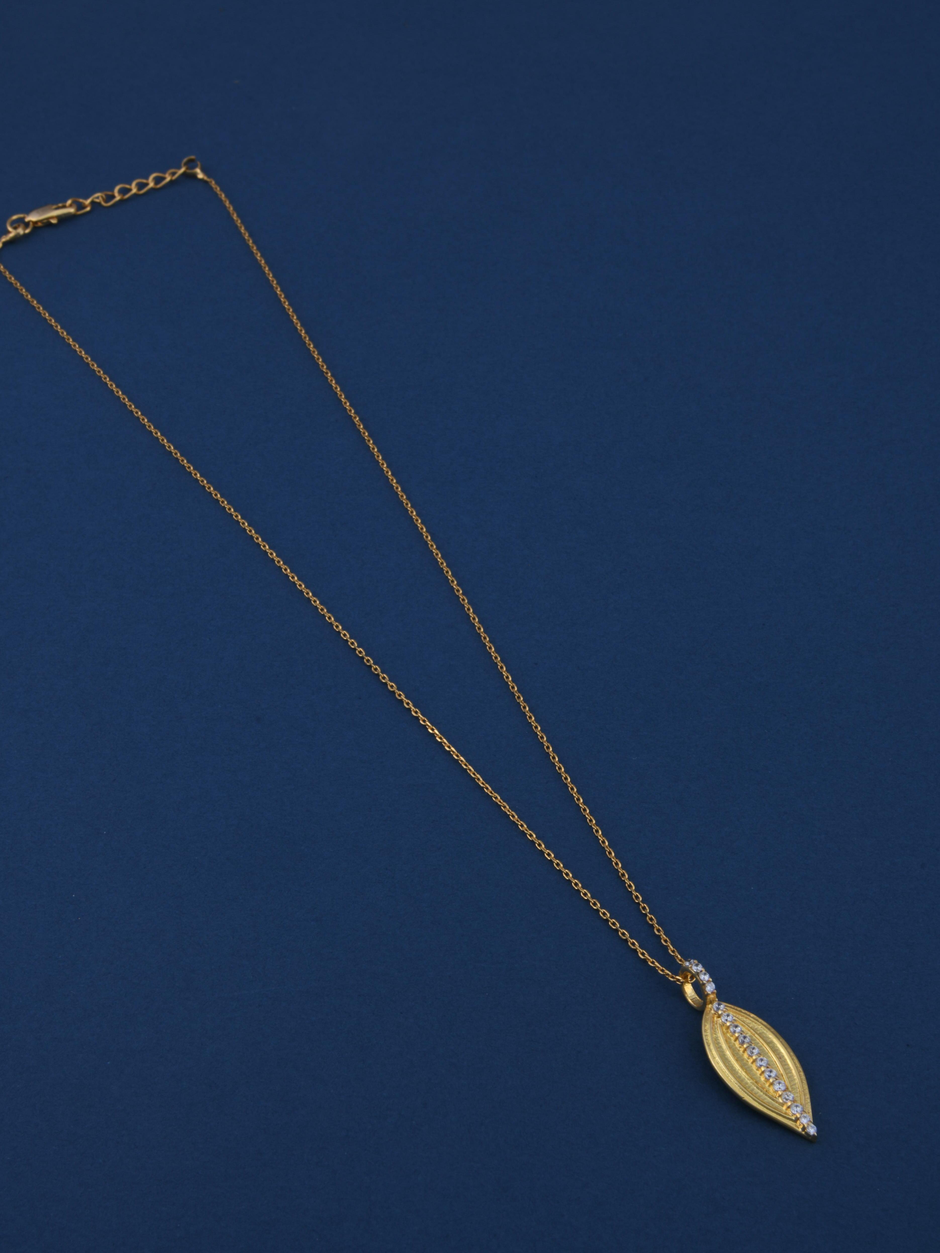 Bay Leaf Spice Pendant Necklace