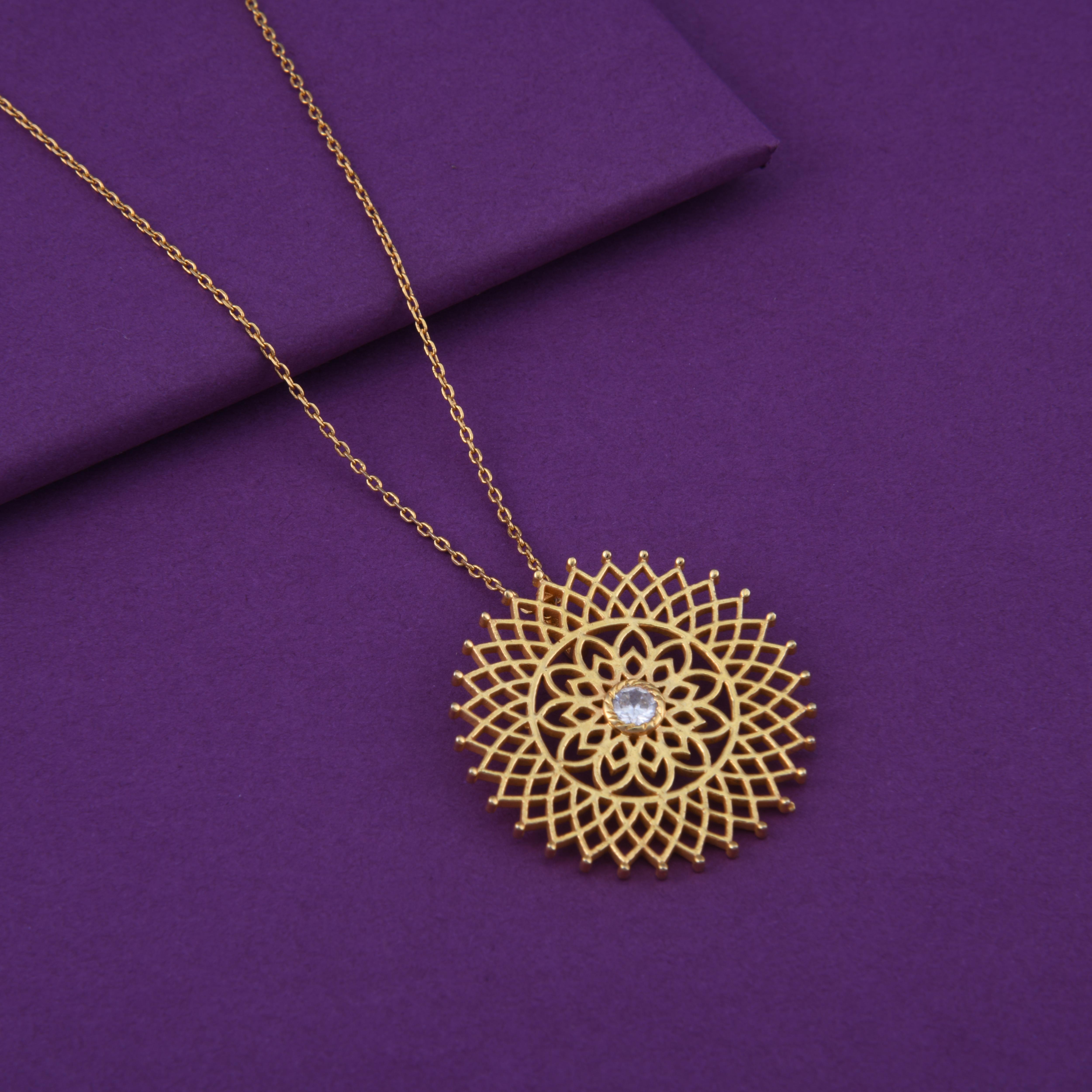 Alpona Pendant Necklace