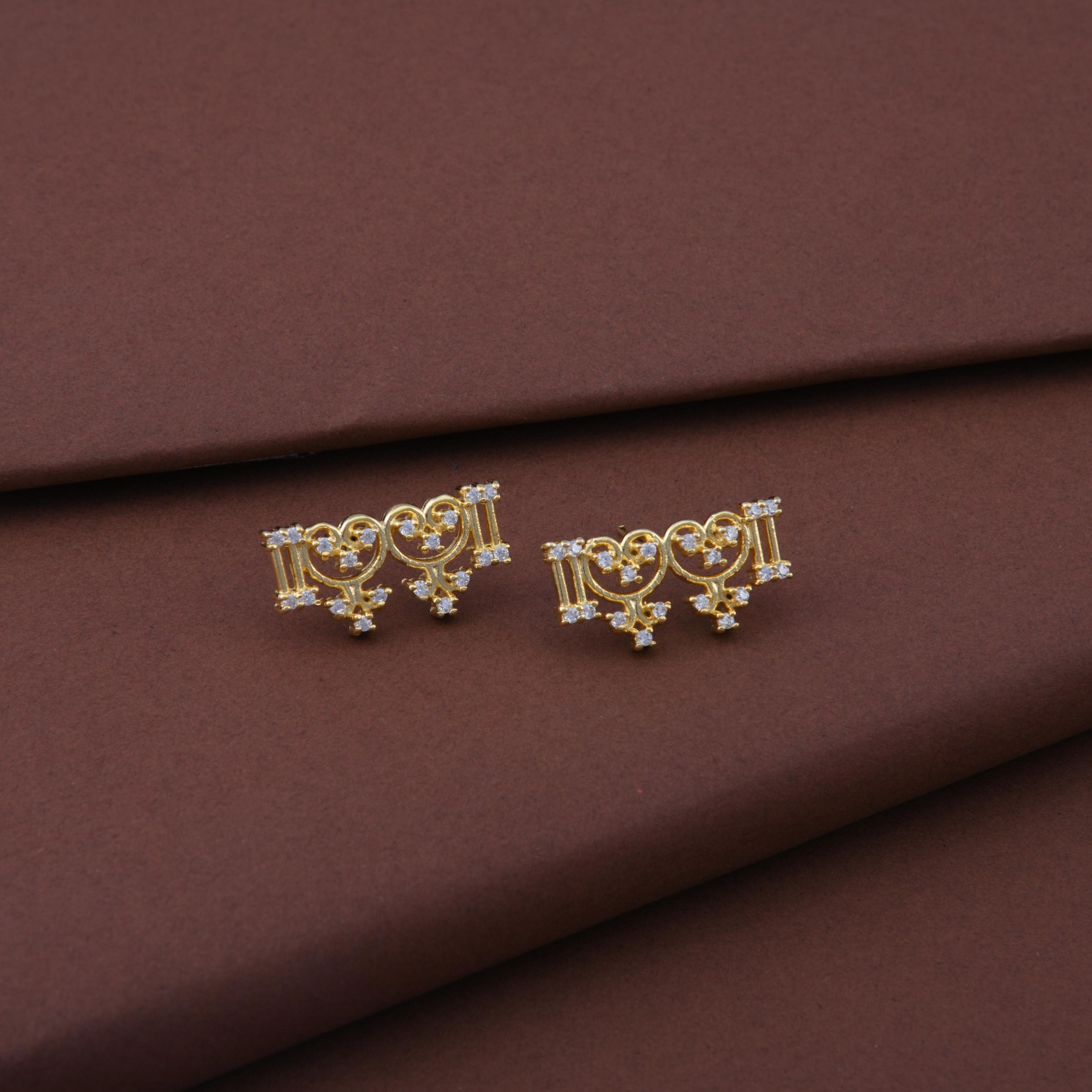 Gopadma Twin Stud Earring
