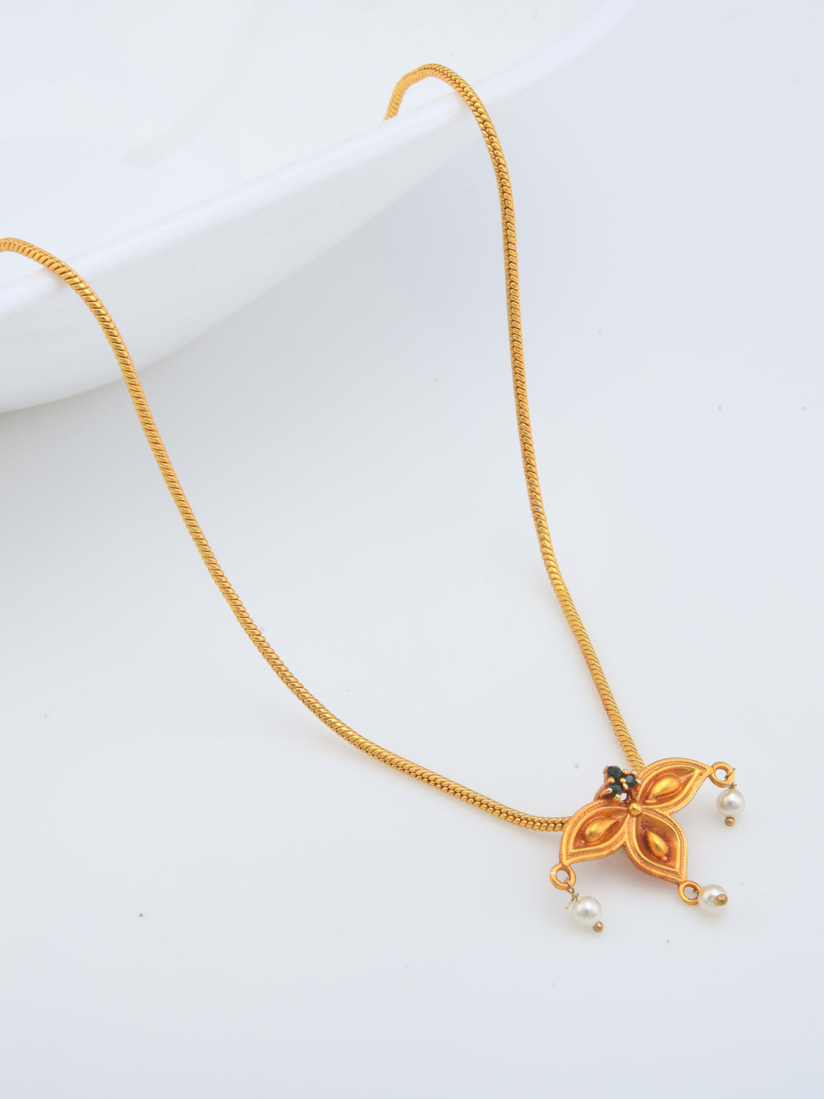 Belpan Pendant Necklace