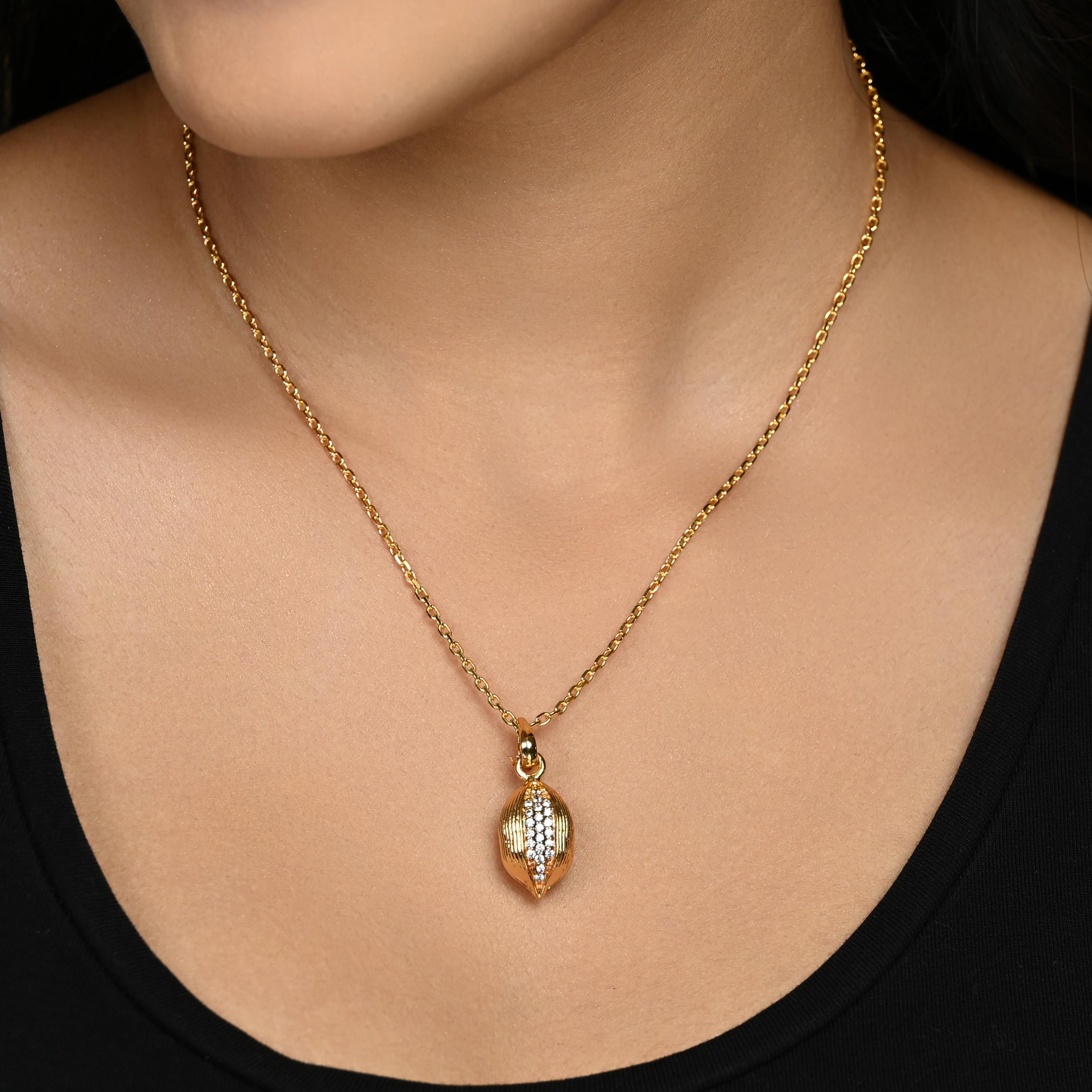 Cardamom Small Spice Pendant Necklace