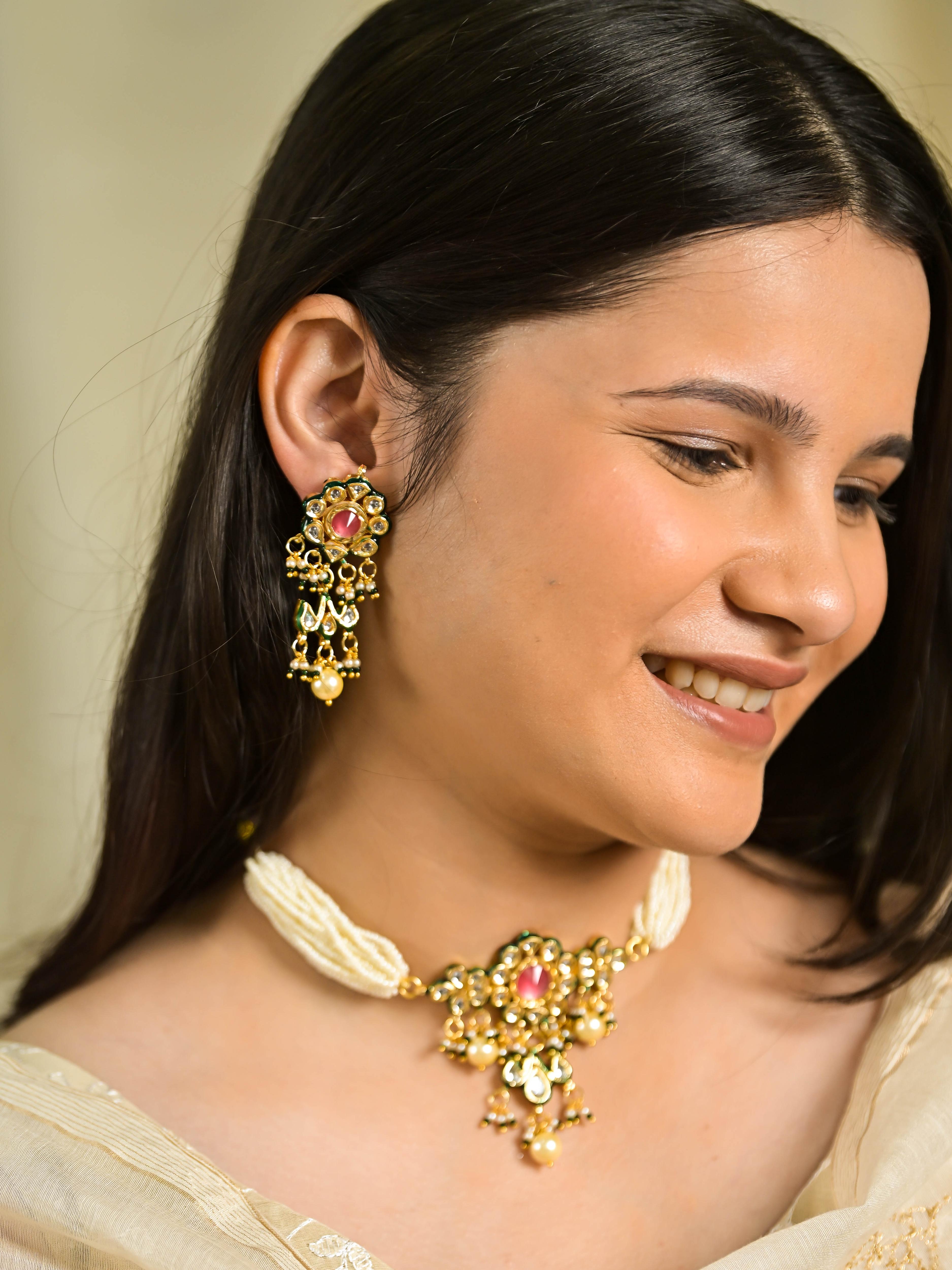 Manjiri Kundan Choker