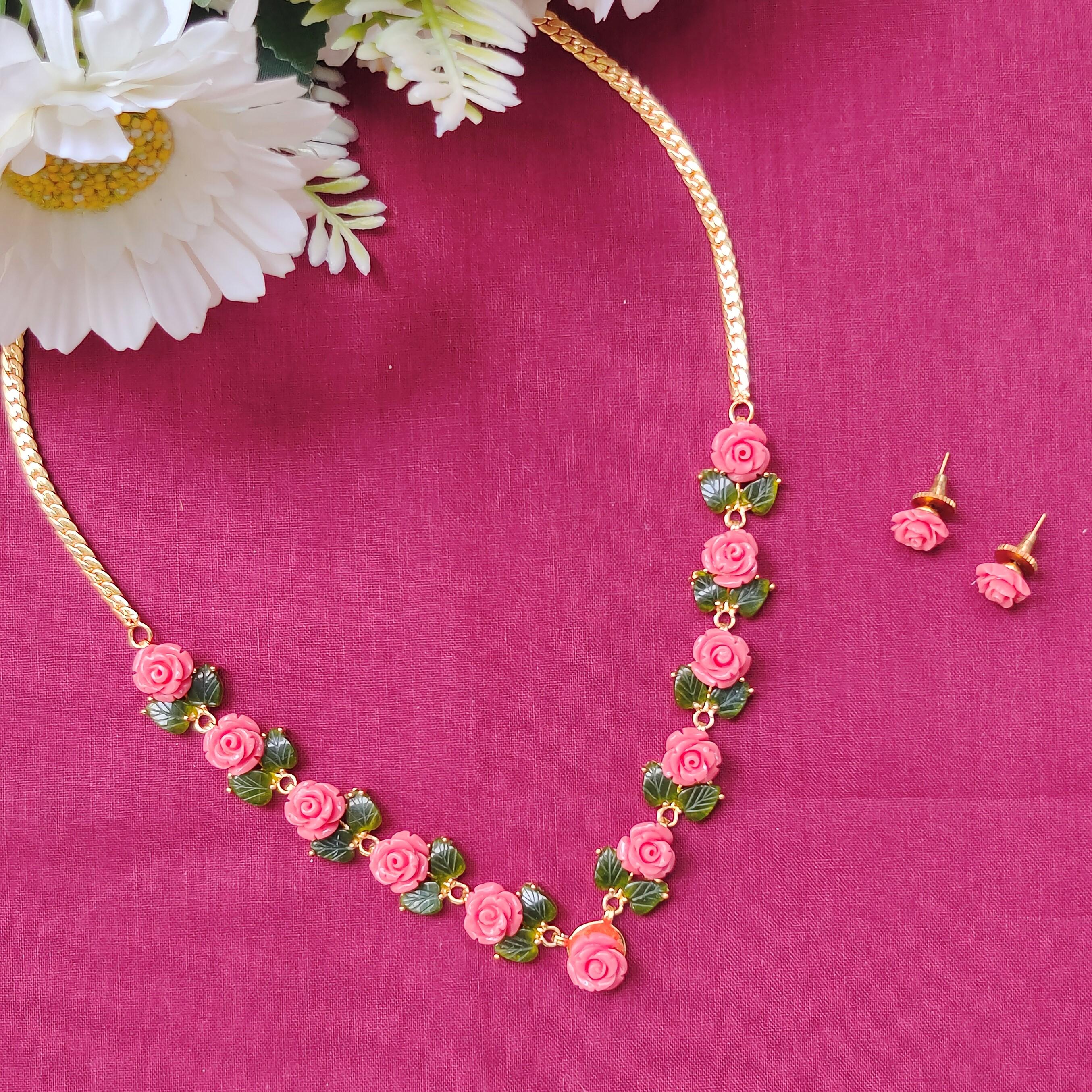 Gul Necklace Set