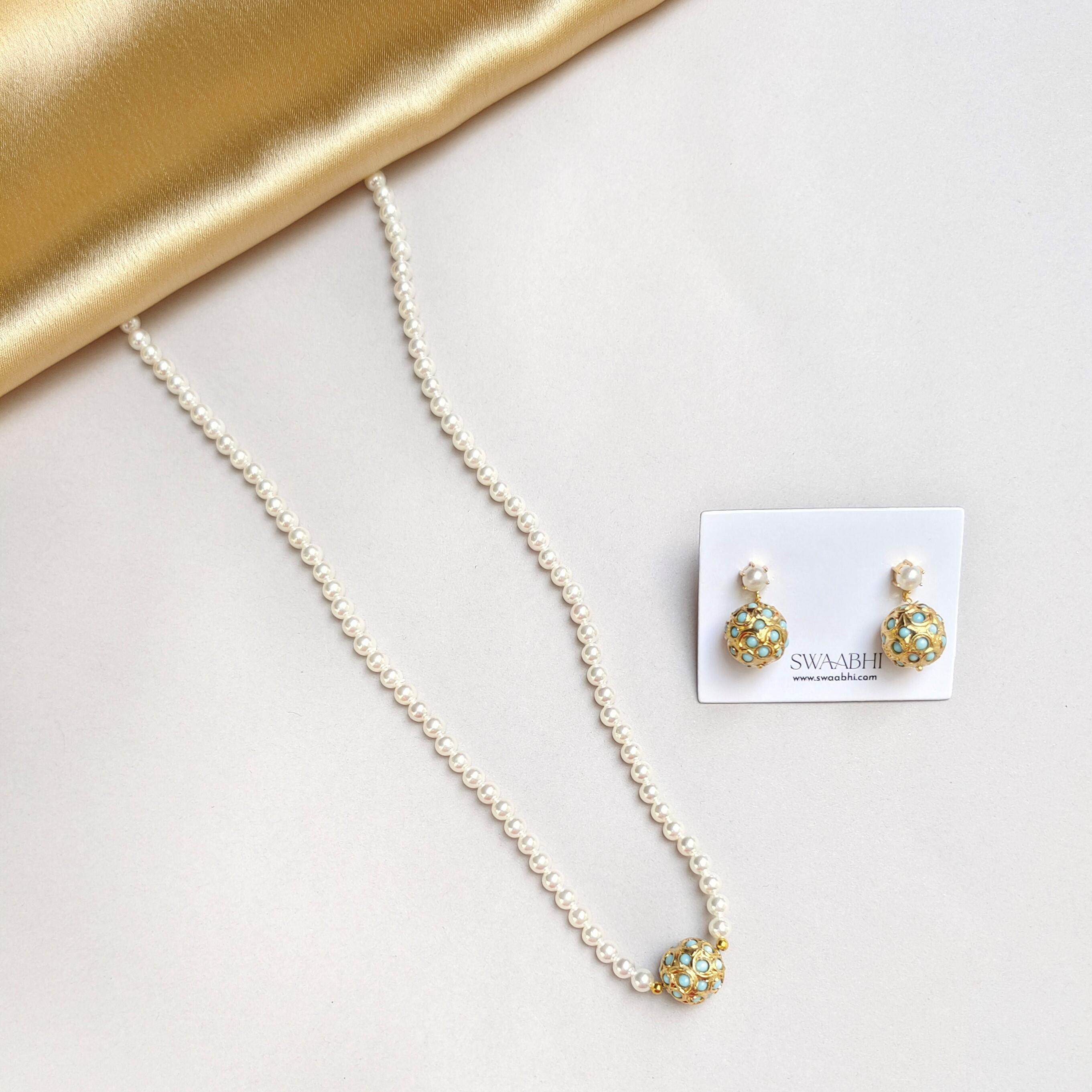 Sohi Dainty Pearl Necklace