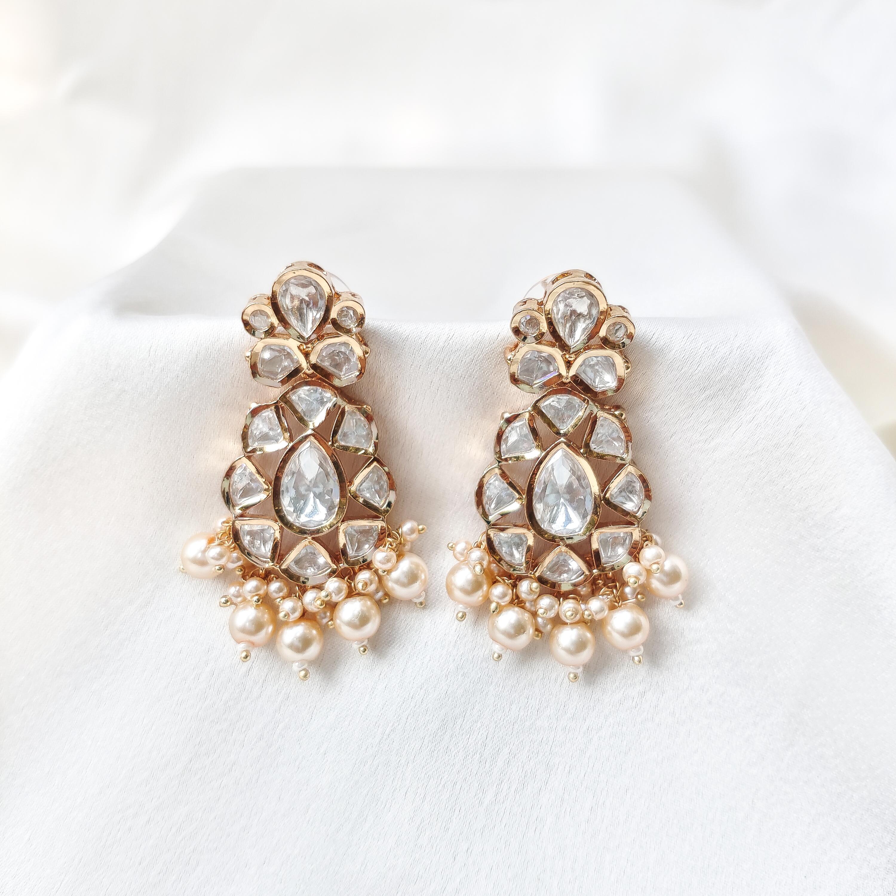 Avyukt Kundan Earrings