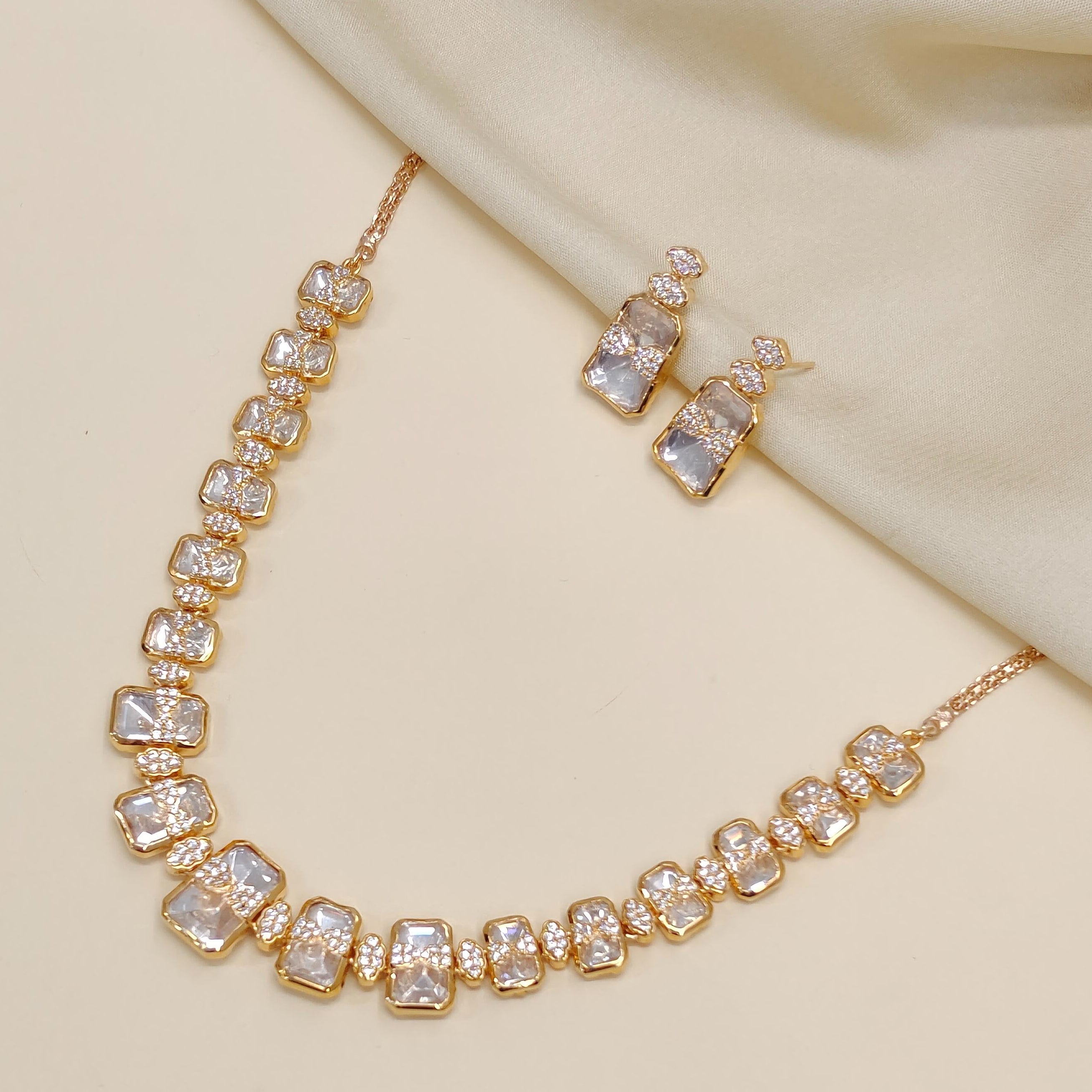 Kalpana Kundan Necklace