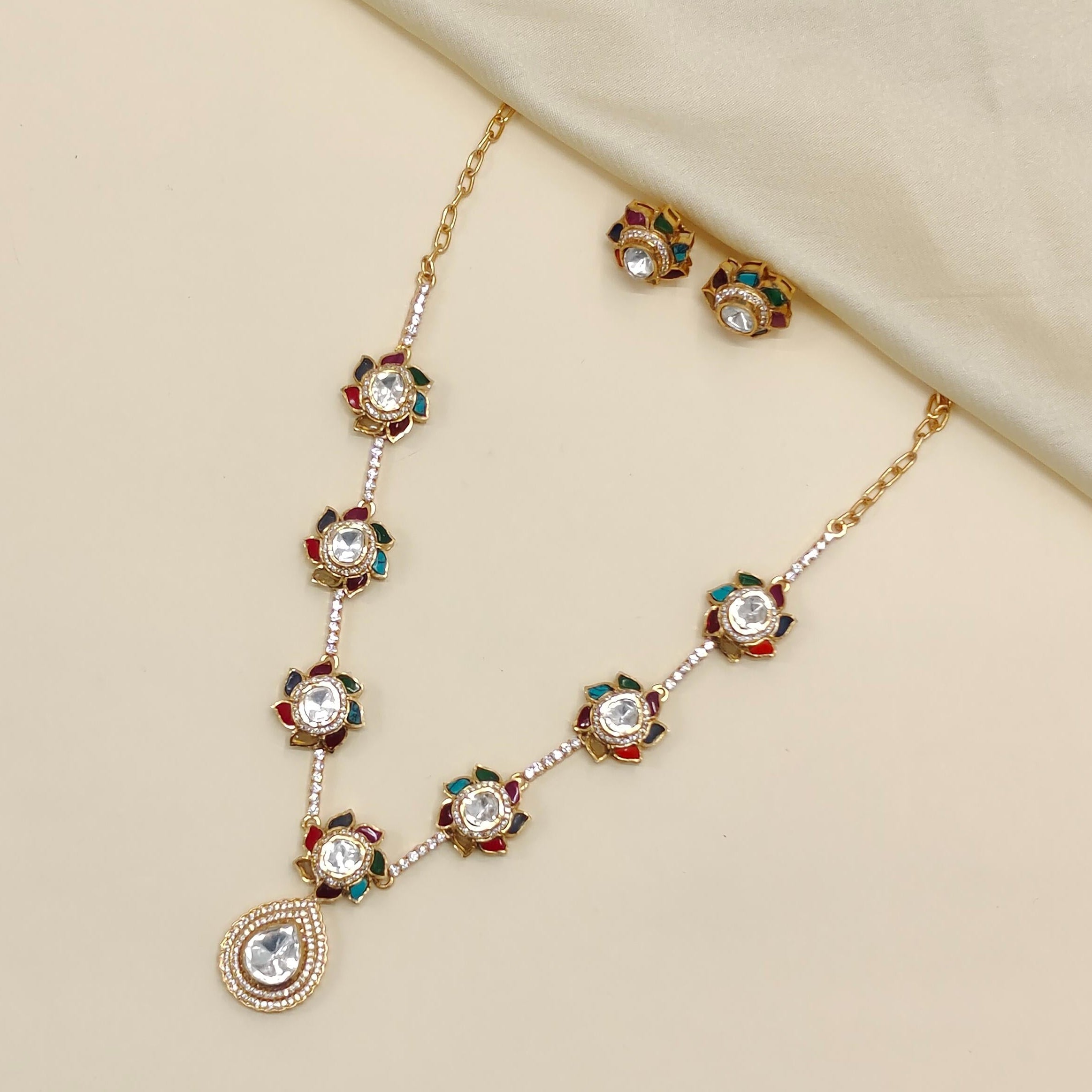 Lavanya Kundan Necklace