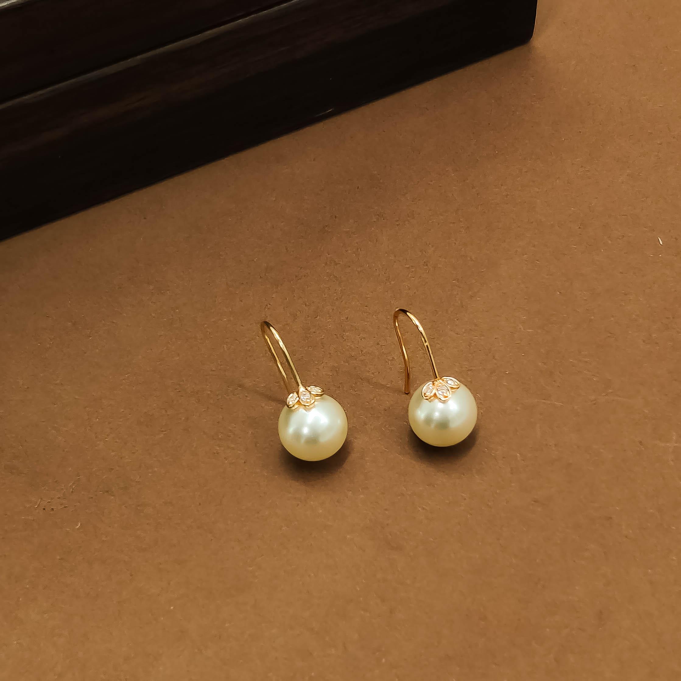 Bliss Pearl Earrings
