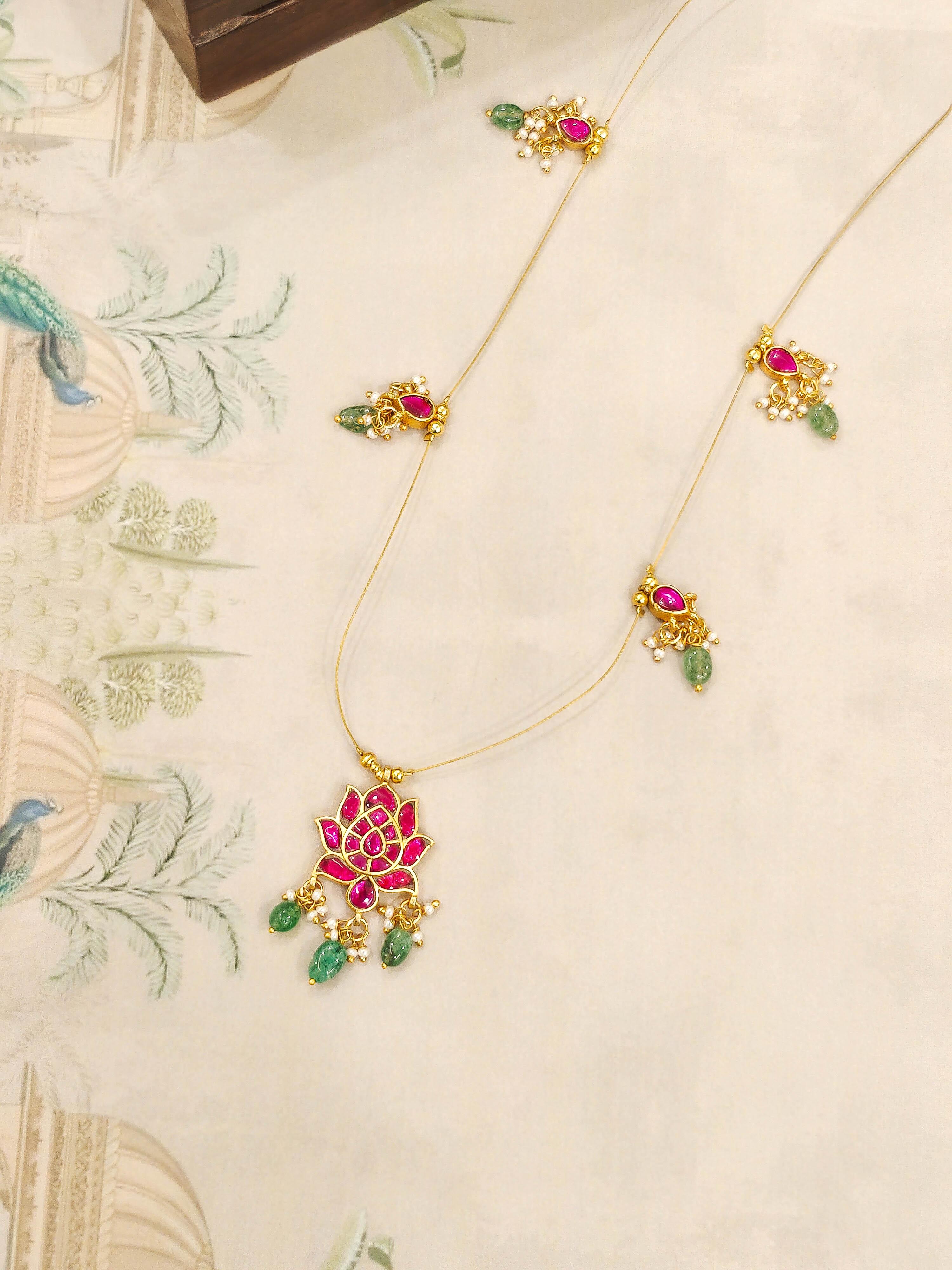 Neeraja Invisible Jadau Necklace