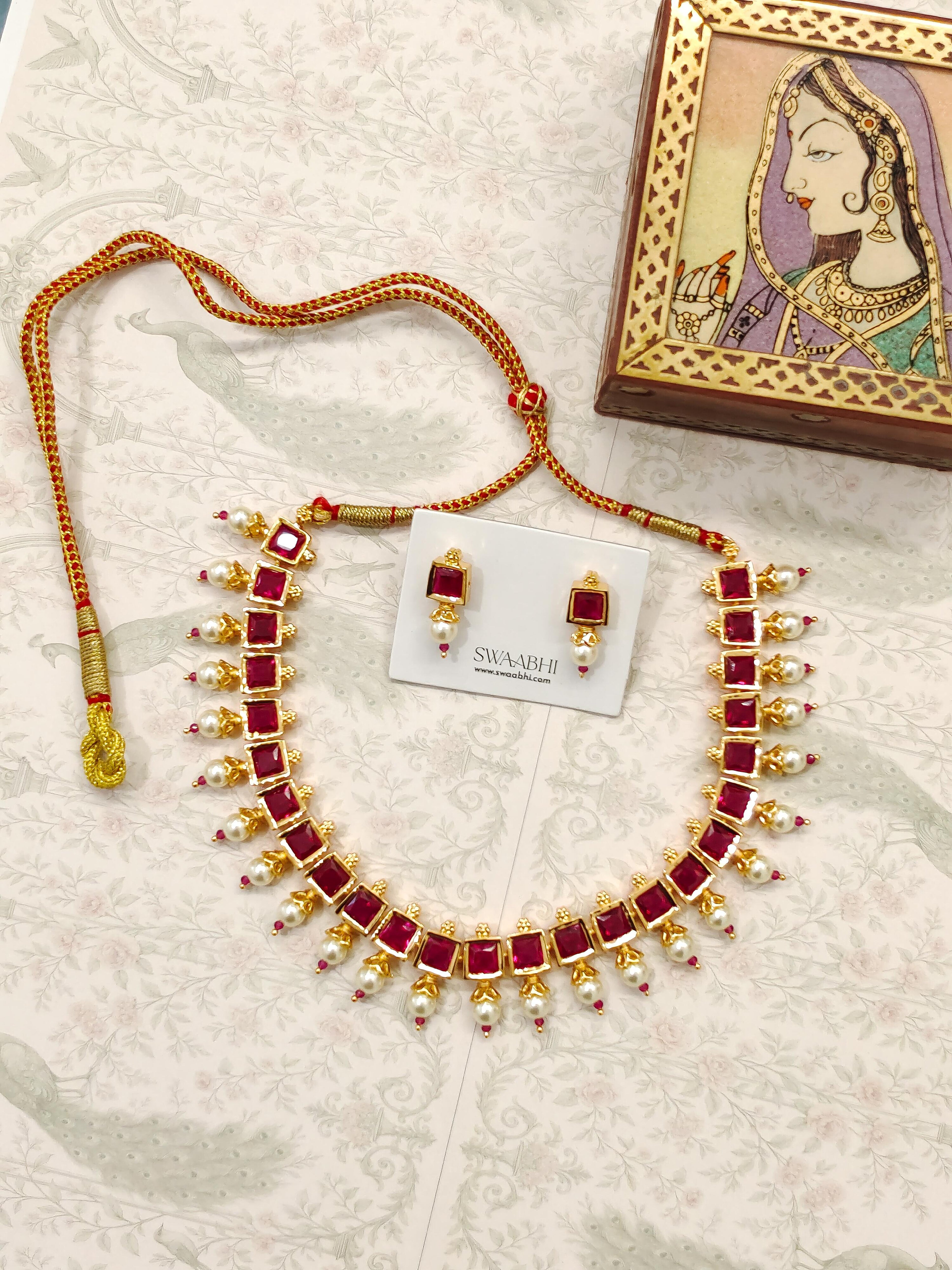 Square Peti Traditional Choker