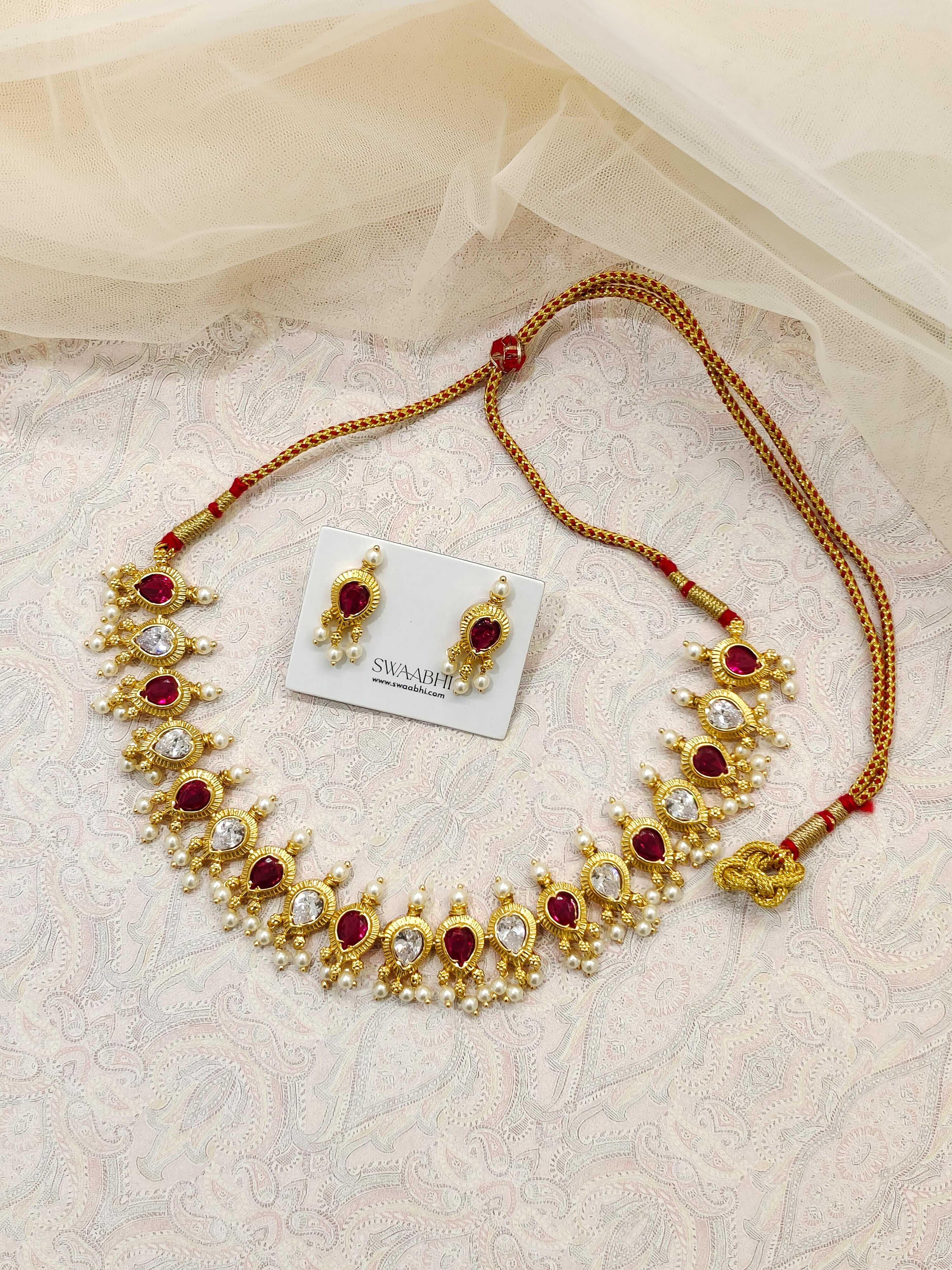 Pearls Choker Necklace