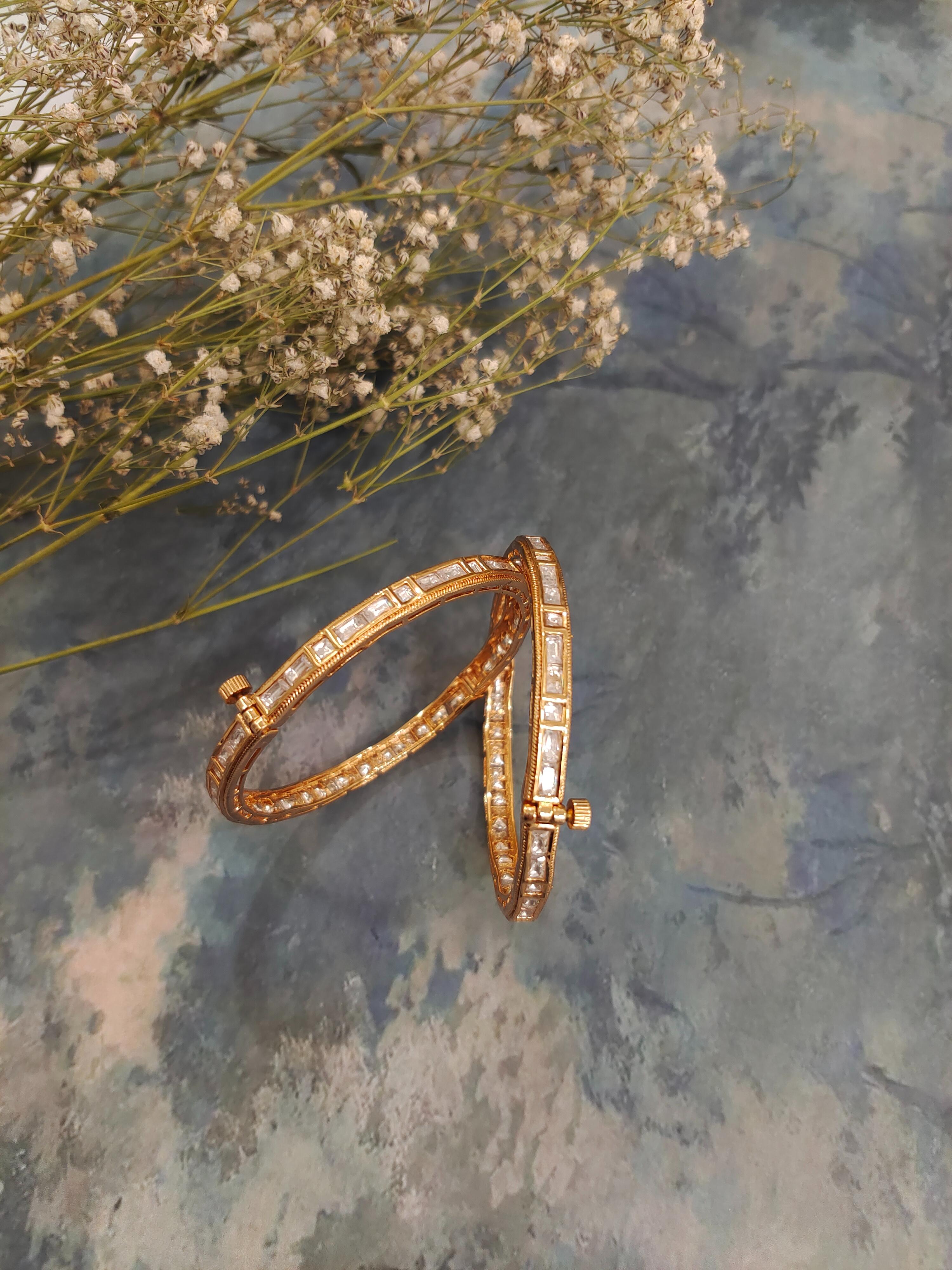 Saadhvi Kundan Bangles