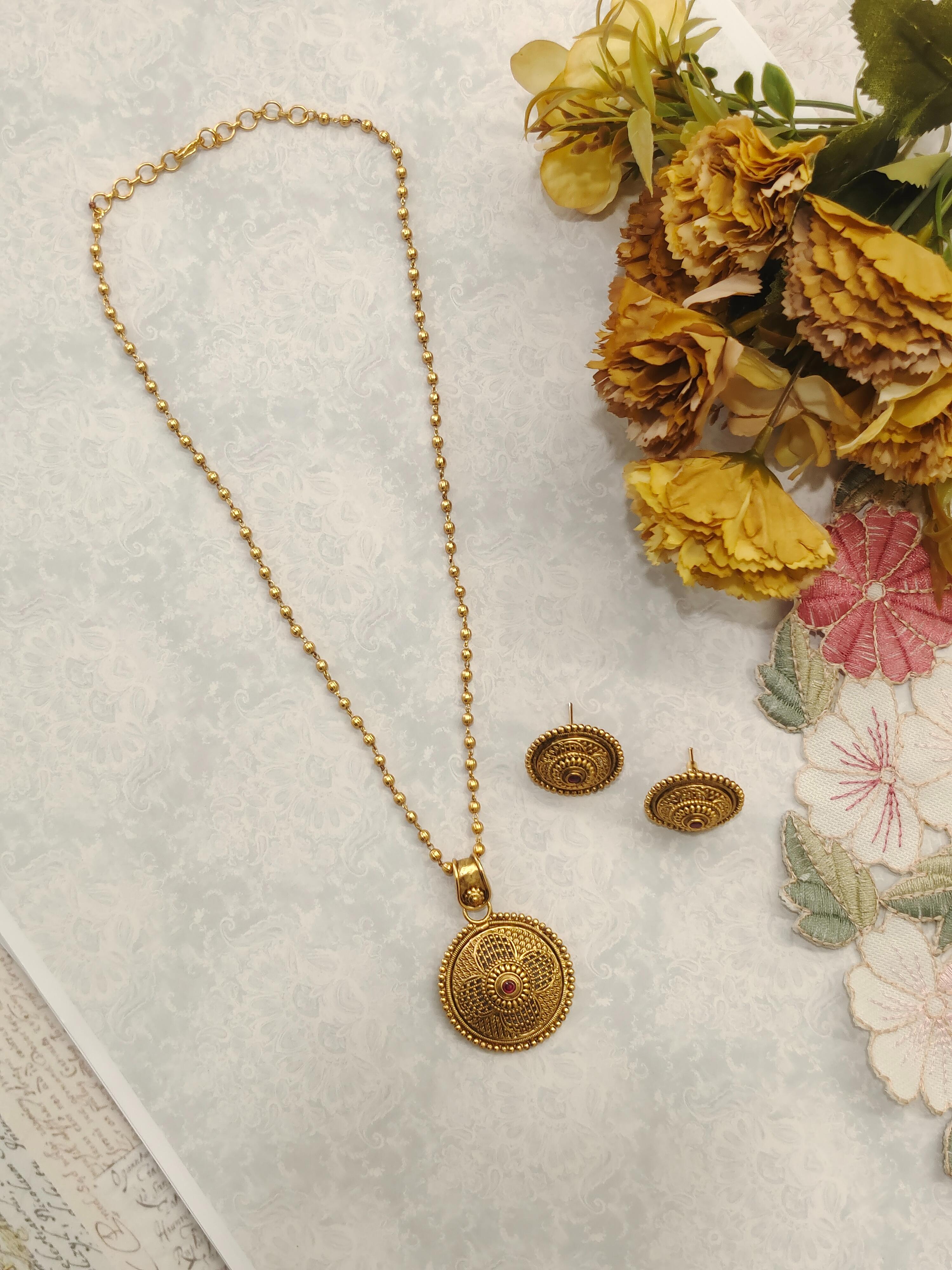 Aparna Temple Pendant Set