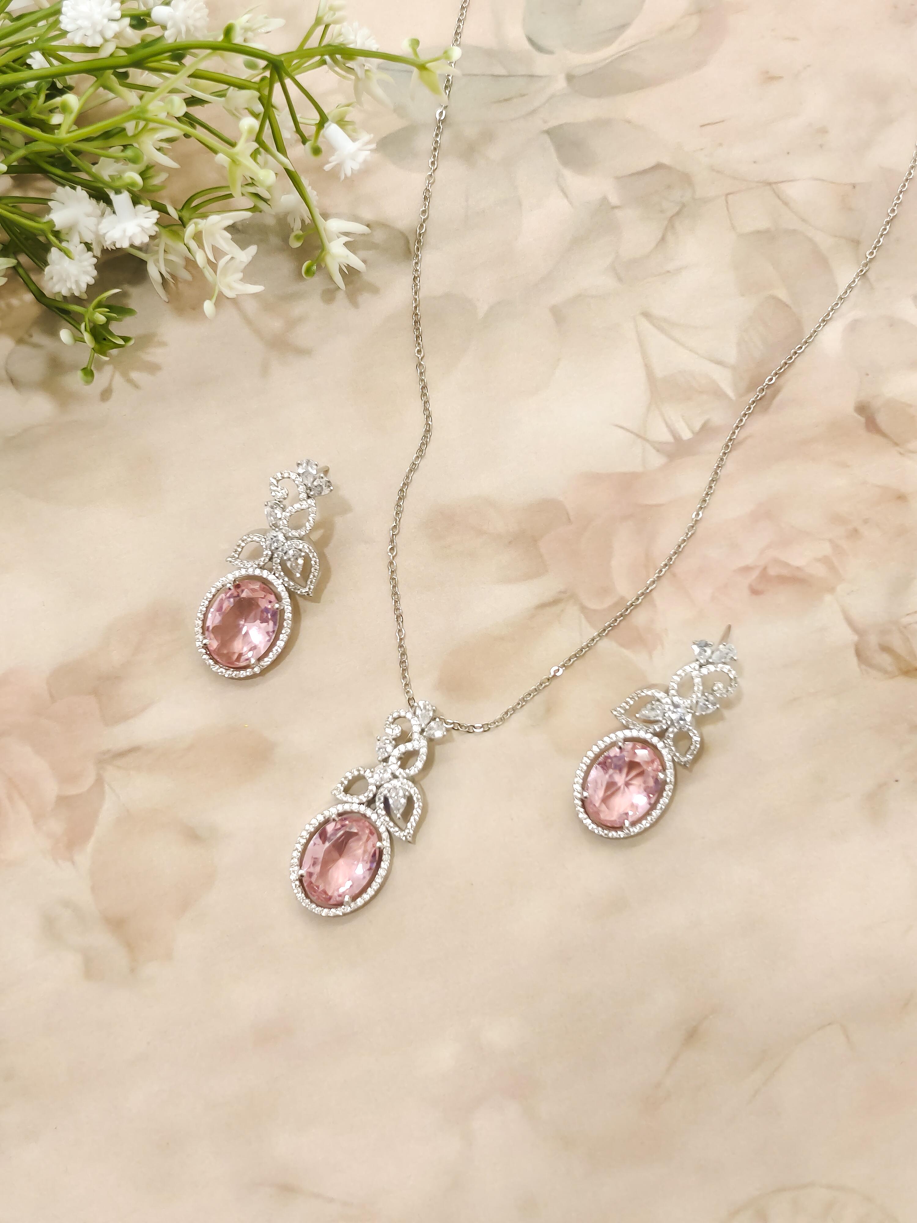Neli CZ Pendant set