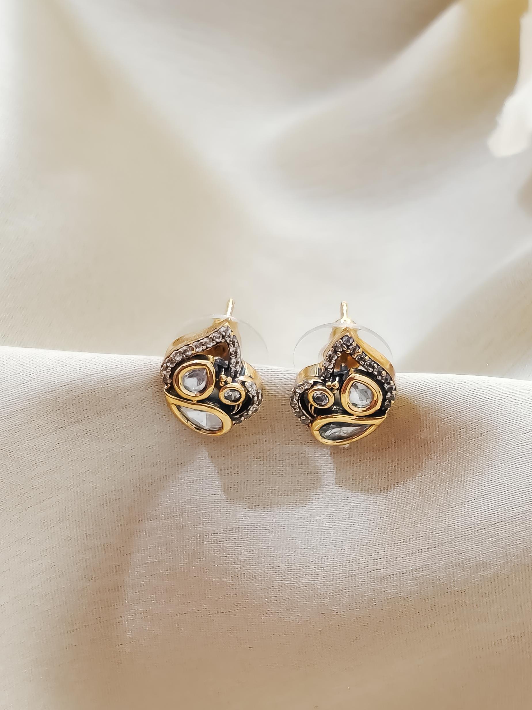 Asmi Kundan Stud Earrings