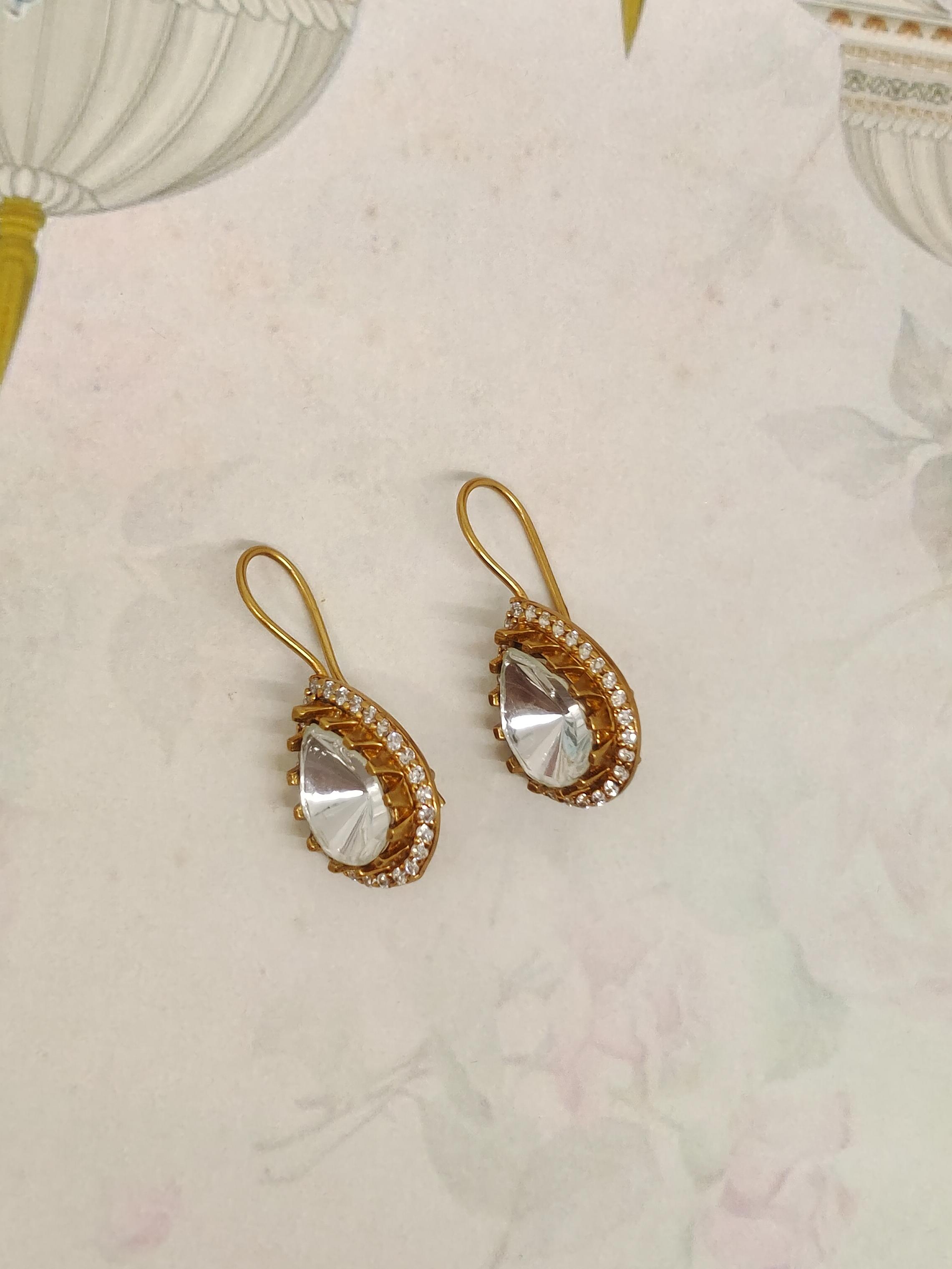 Divisha Kundan Earring