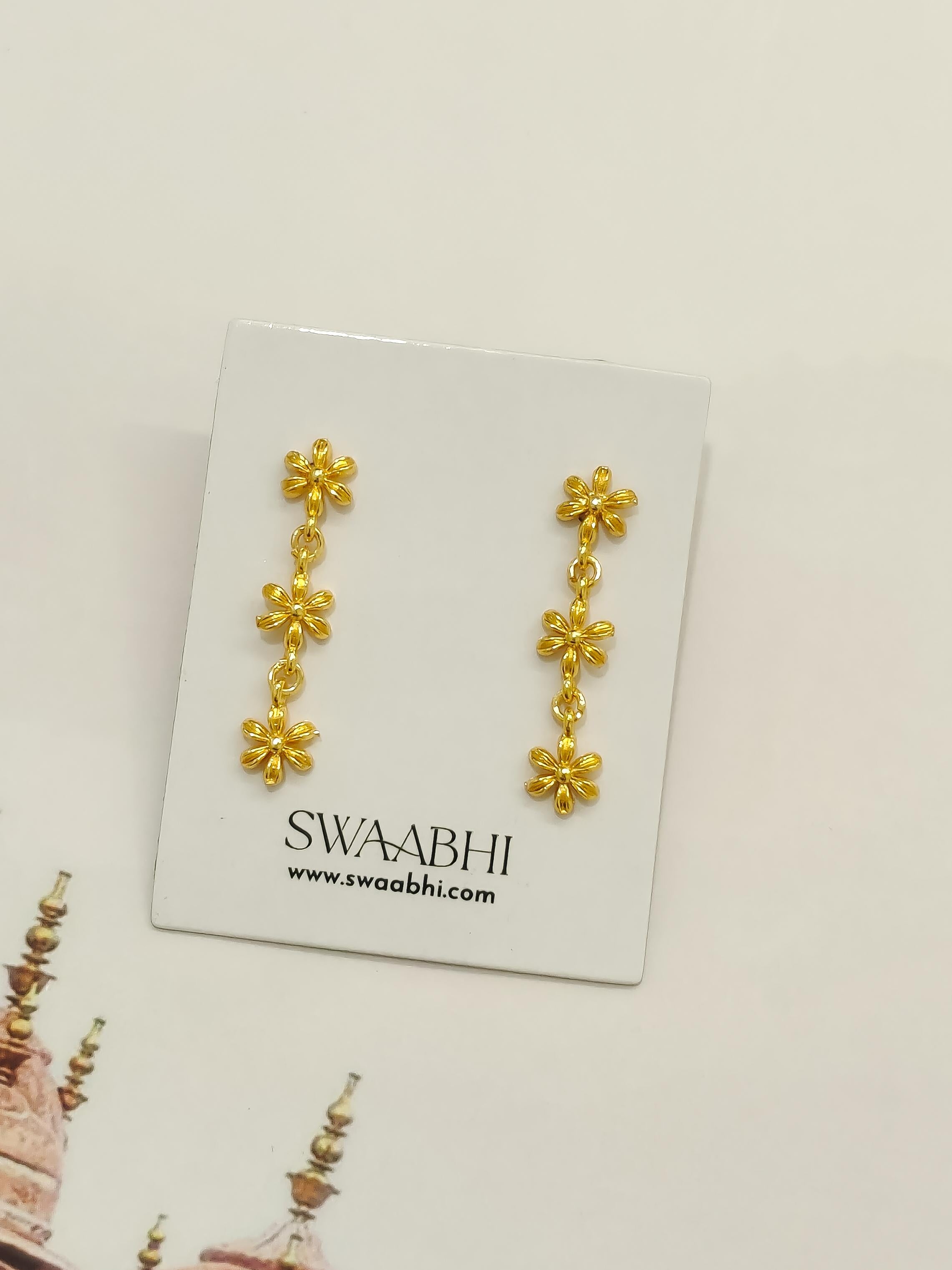 Dainty Flower Dangler Earring