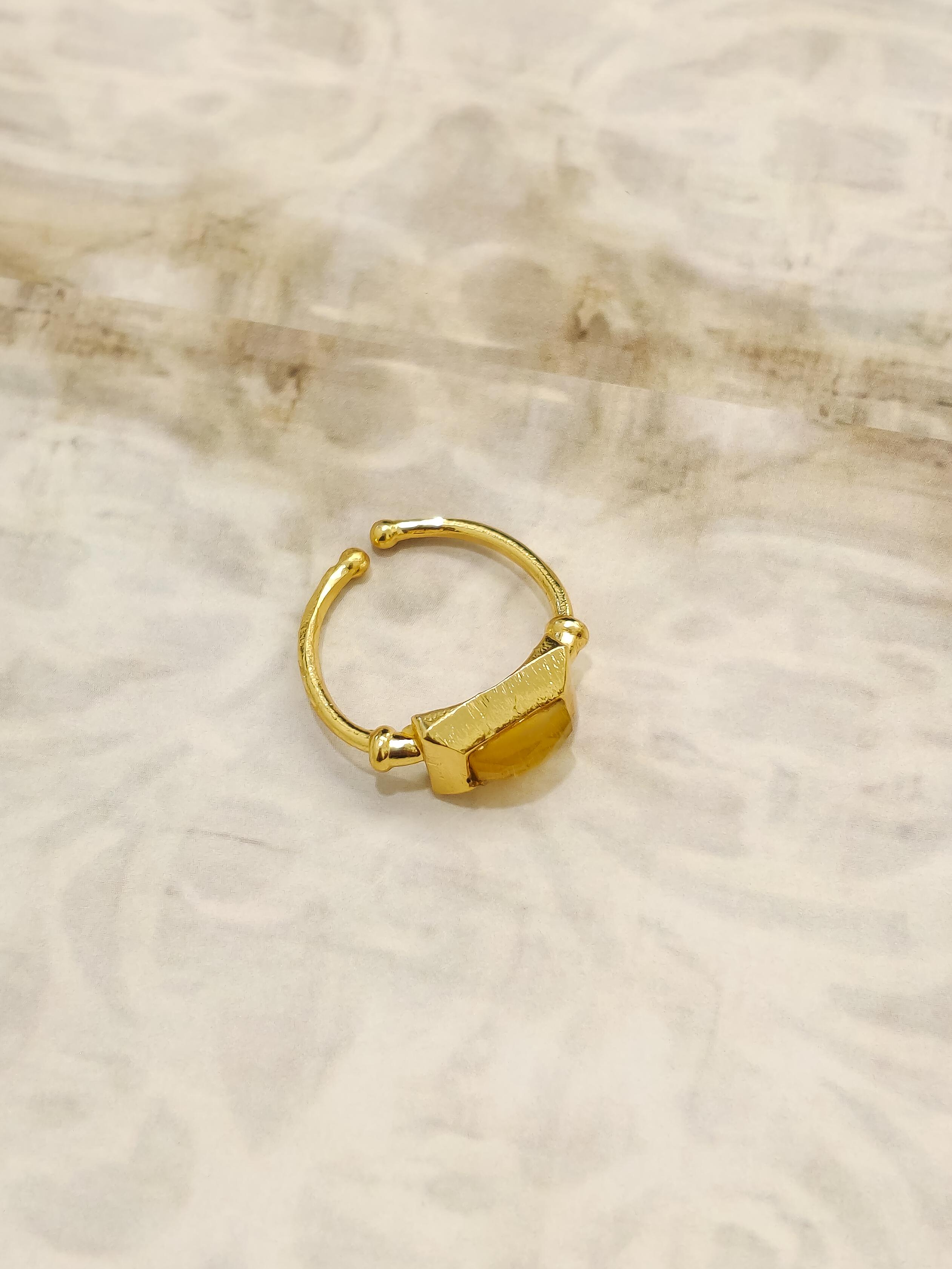 Aura Gem Drop Ring