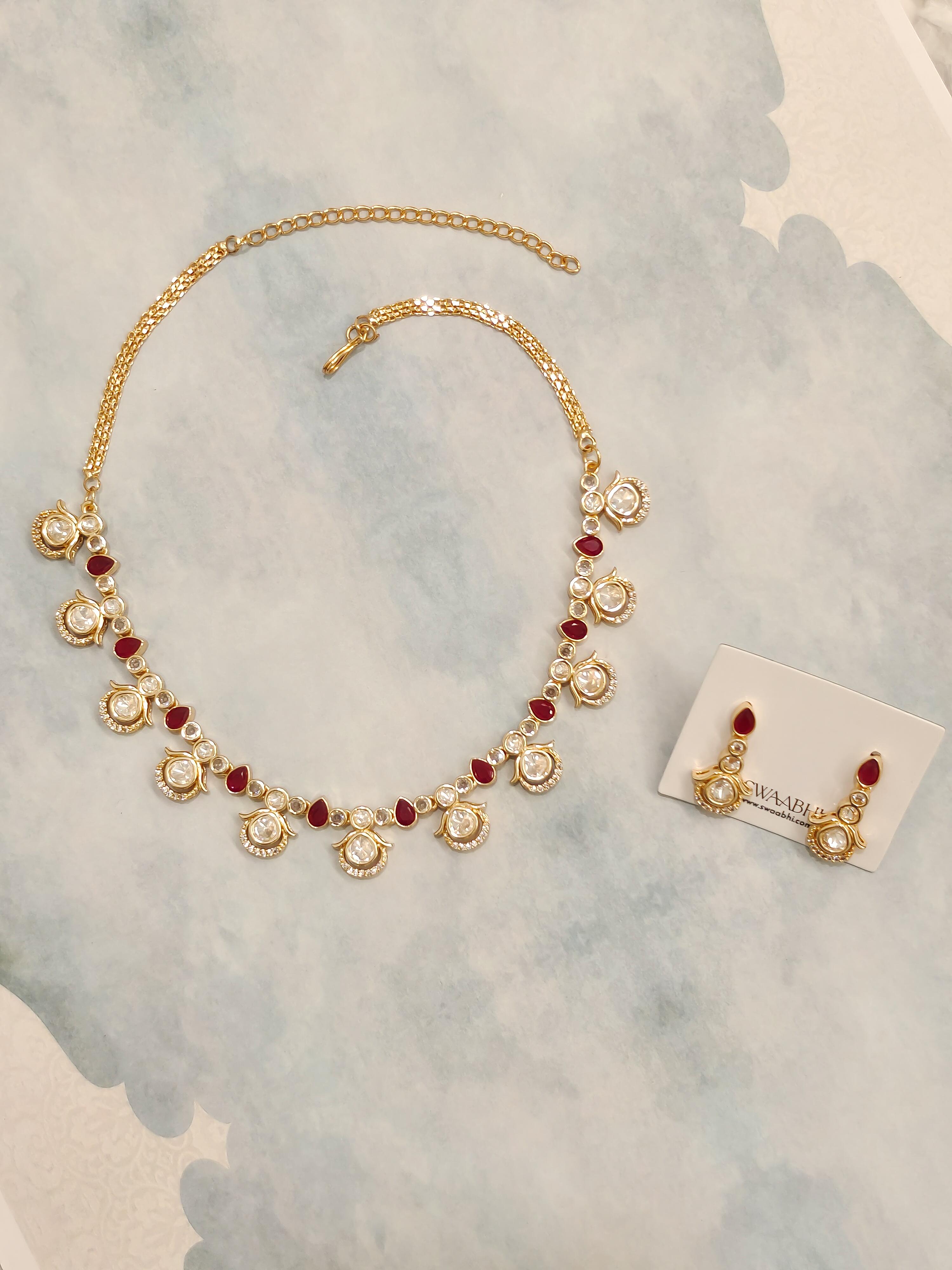 Aavya Kundan Necklace