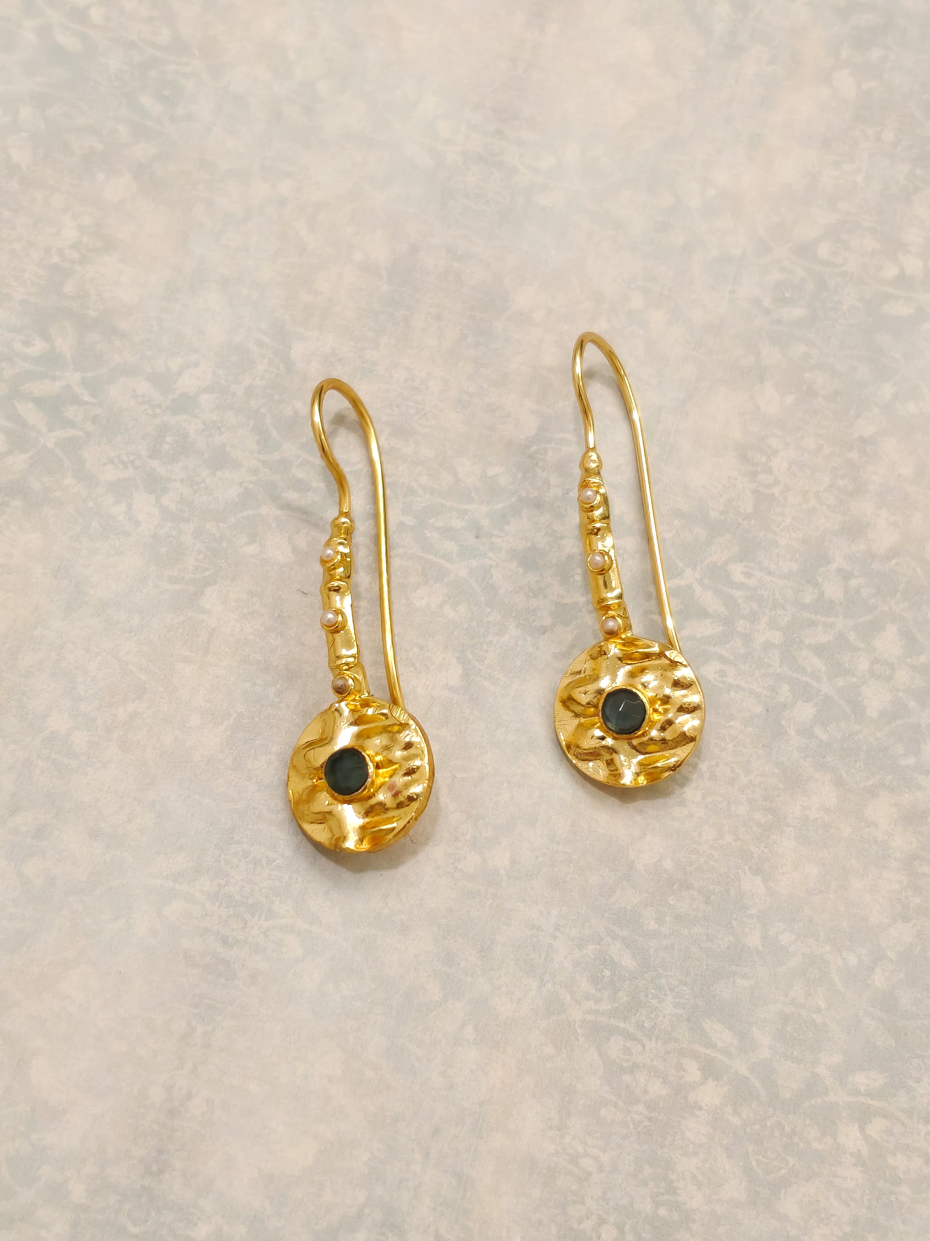 Clara Pearl Halo Earring