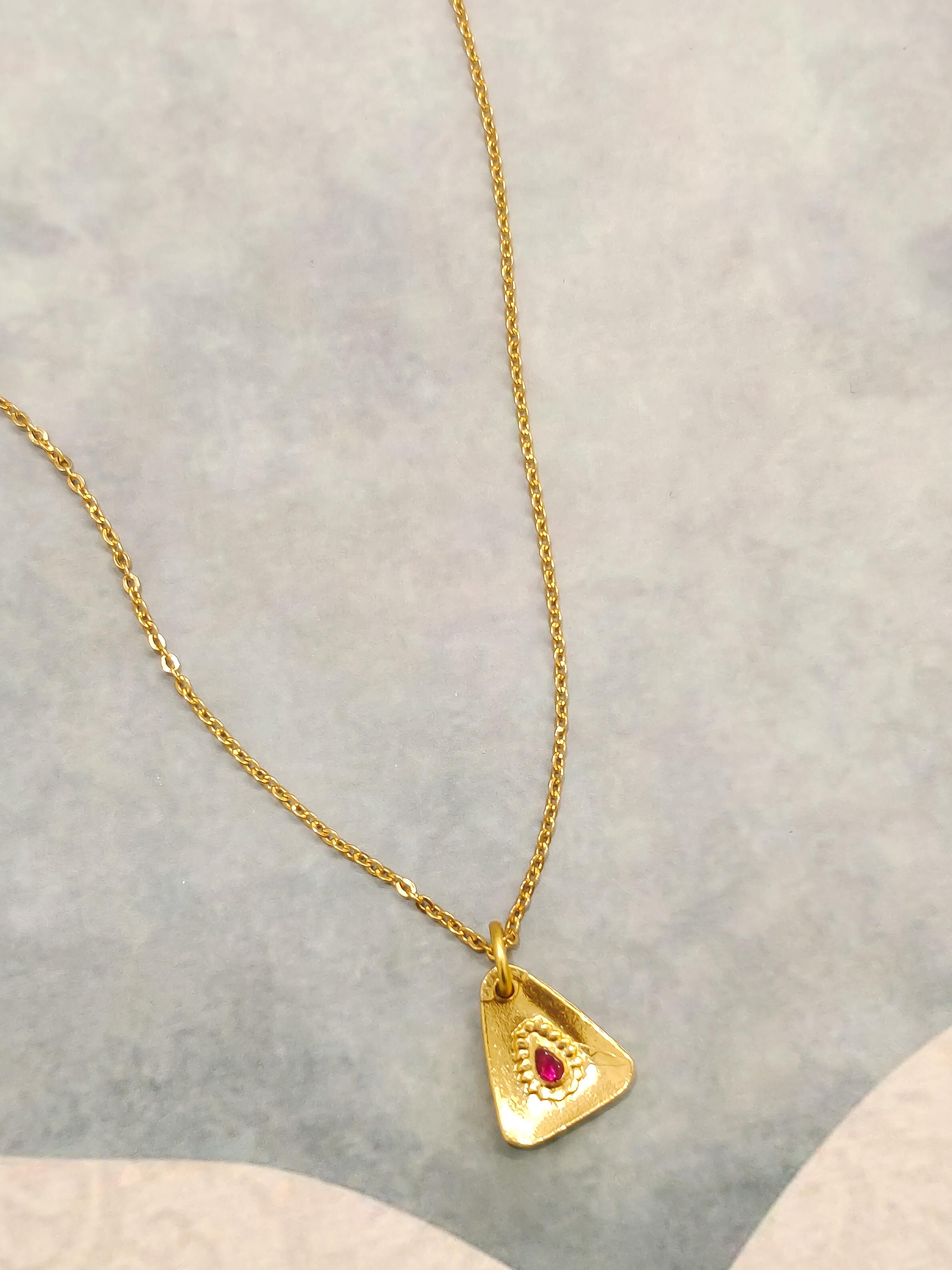 Myra Gold Pendant