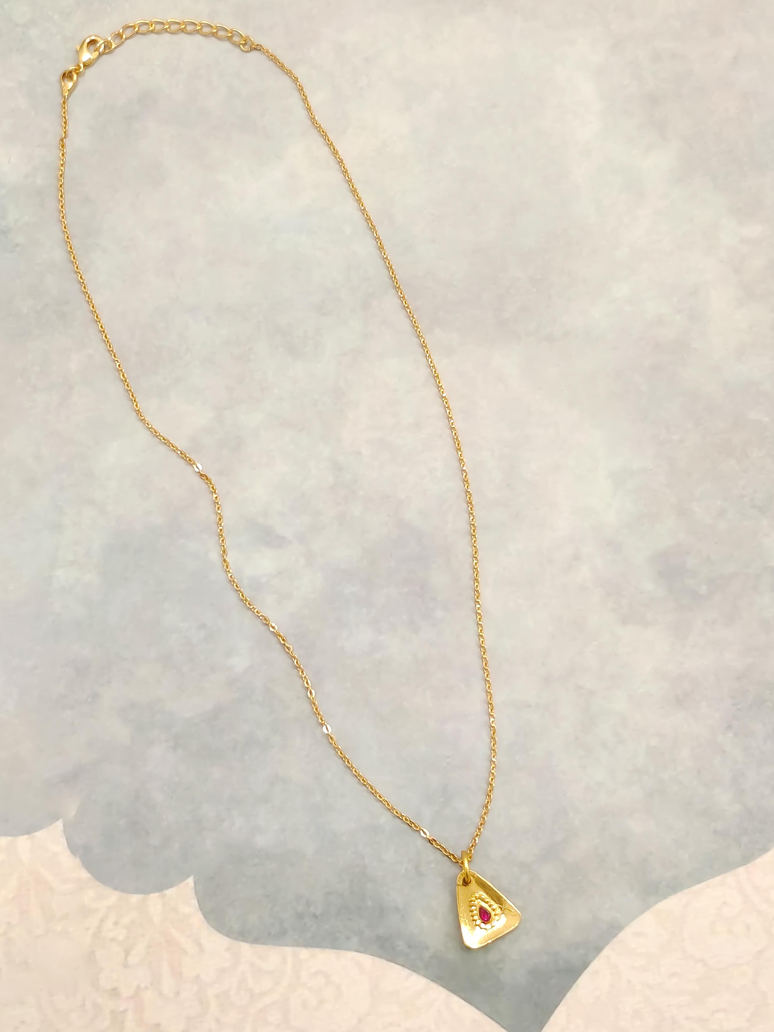 Myra Gold Pendant