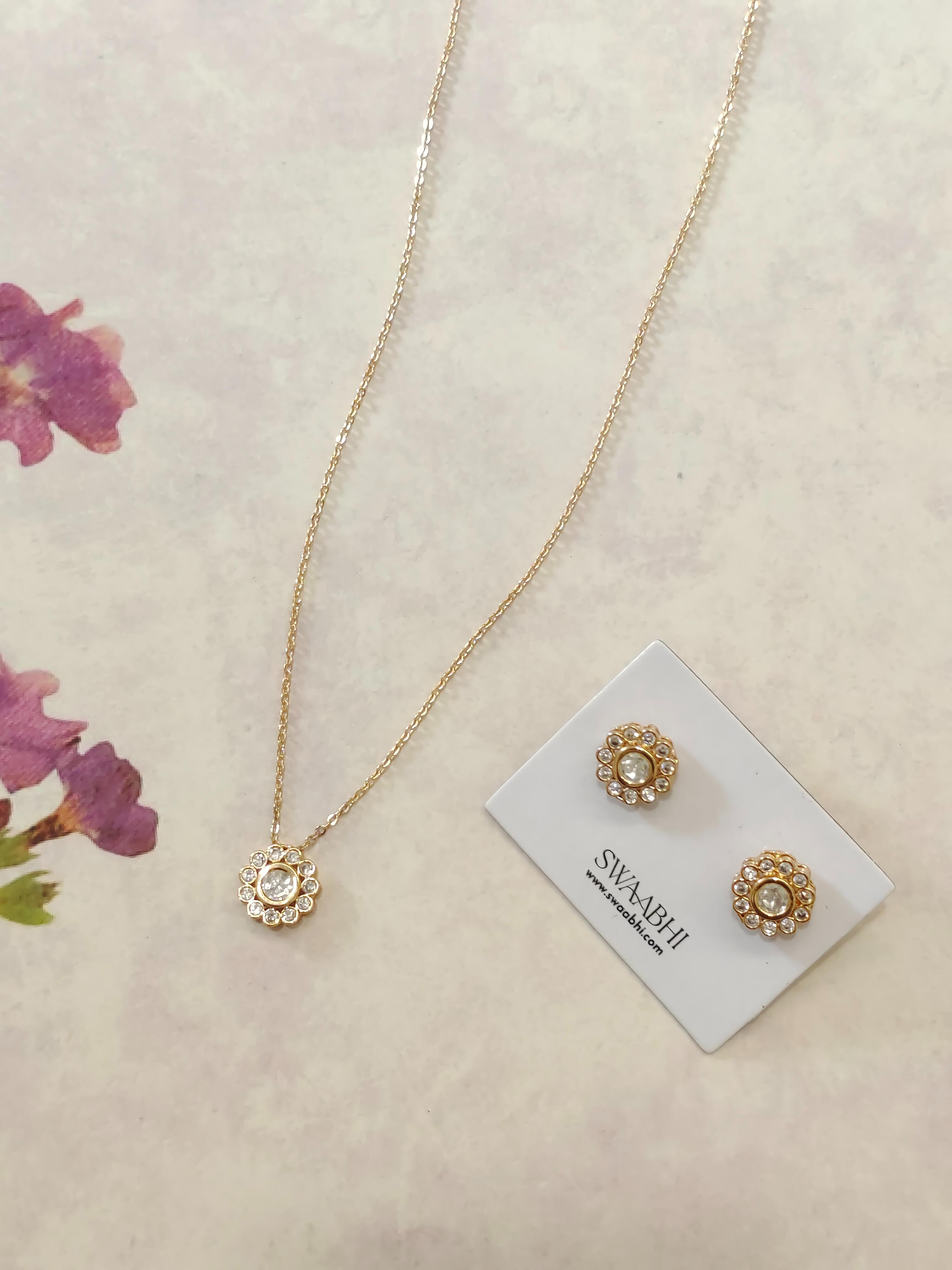 Prita Pendant Set