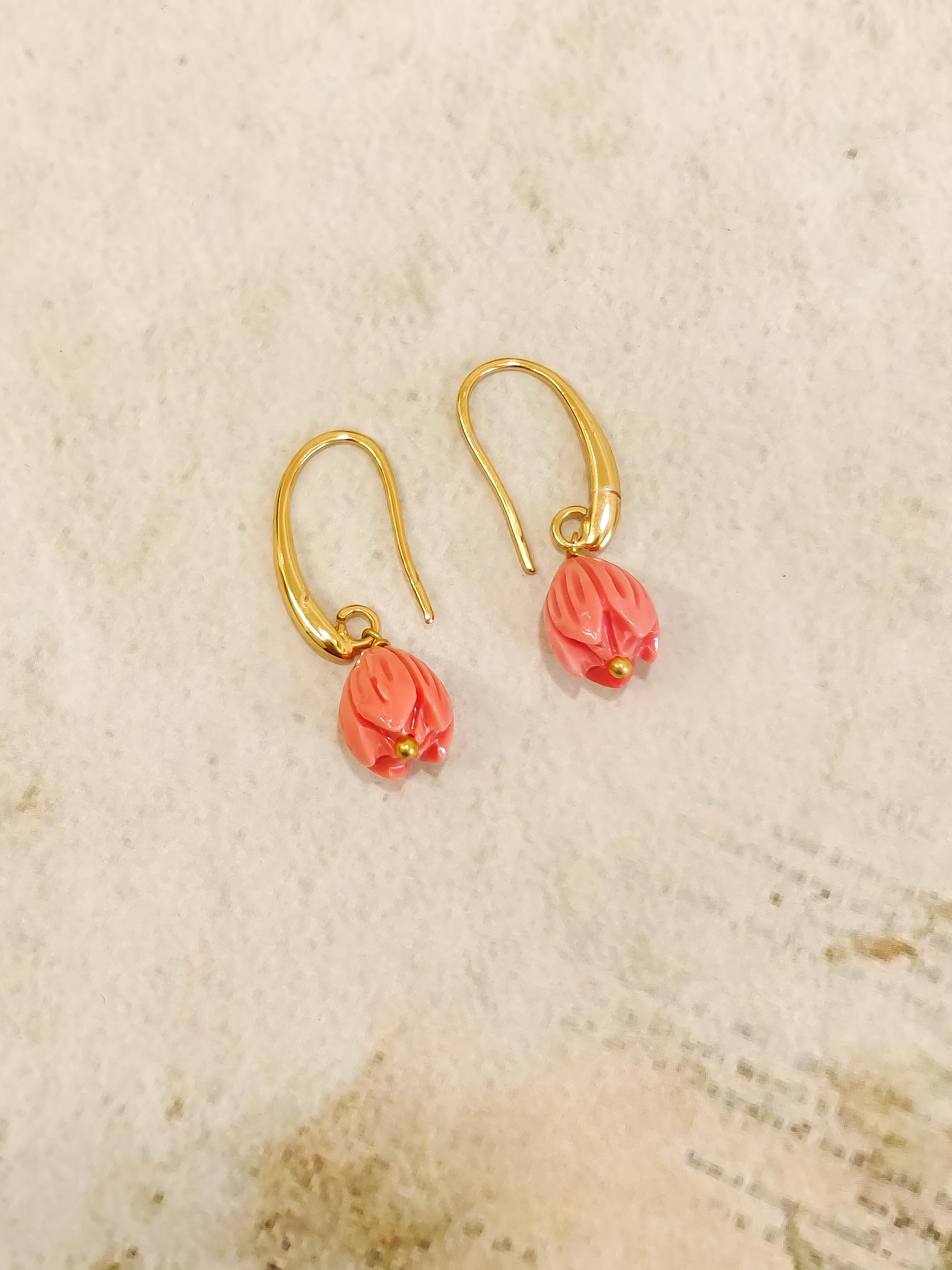Tulip Dangler Earrings