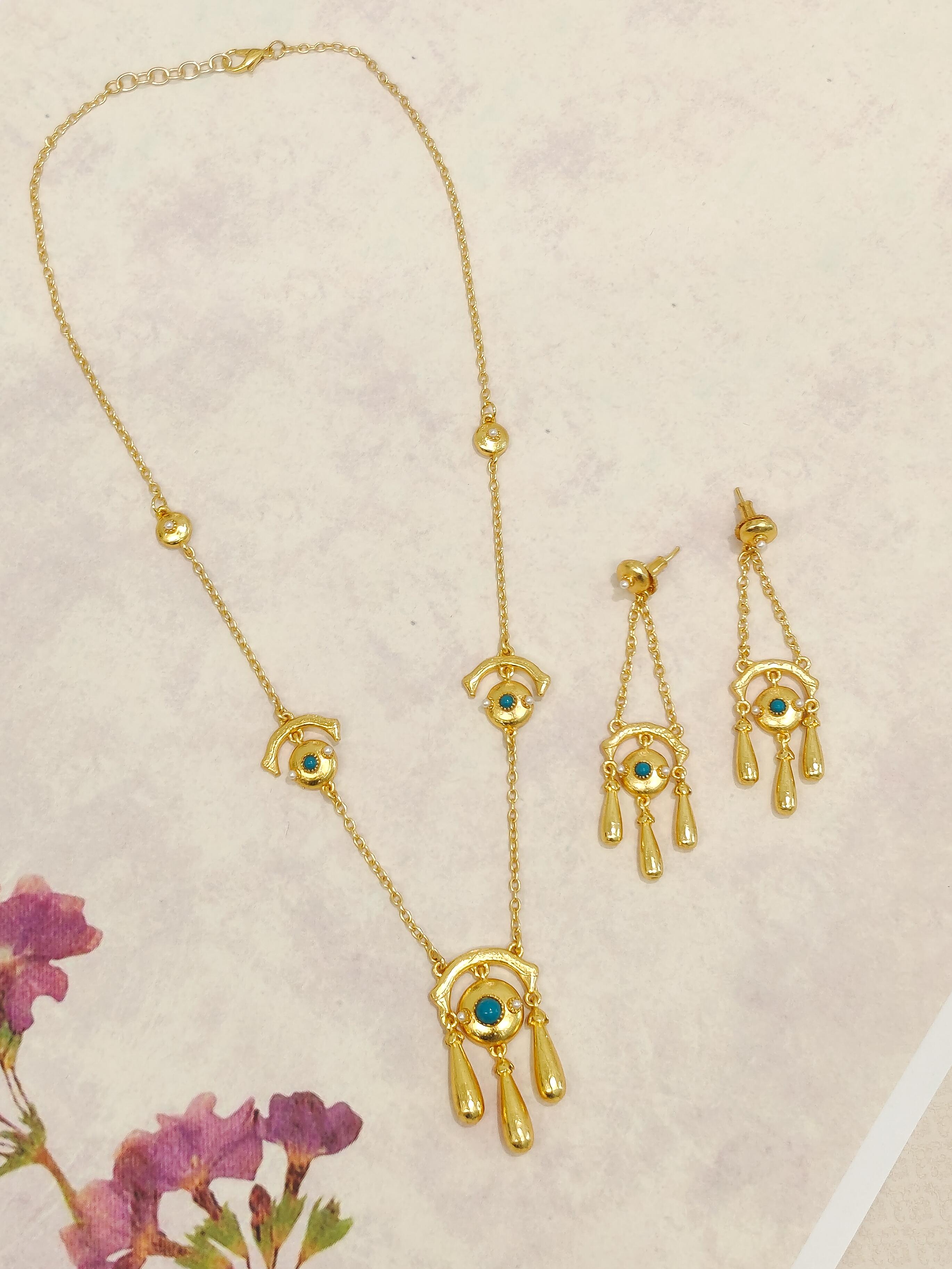 Solstice Arc Necklace