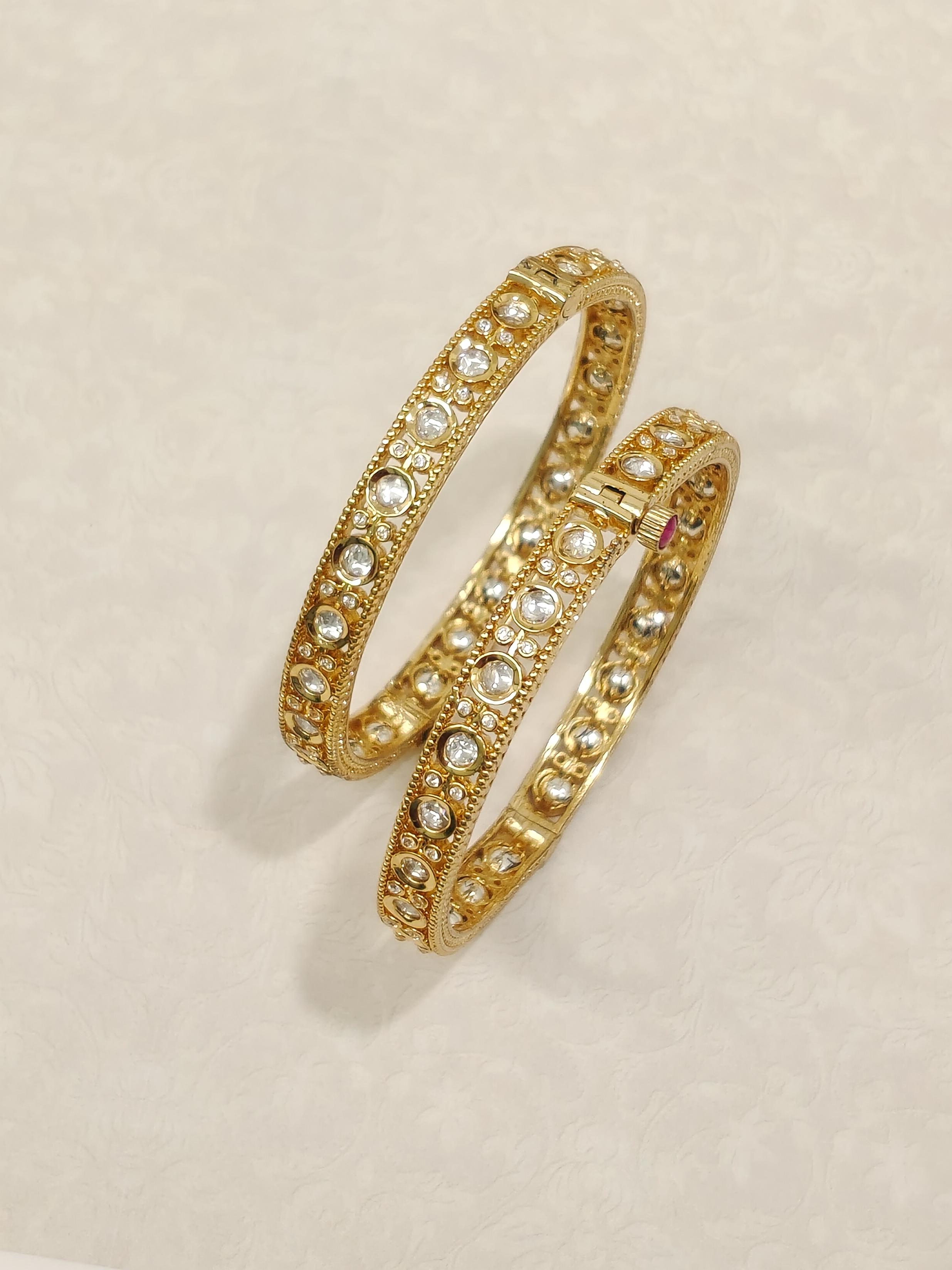 Avira Kundan Bangles