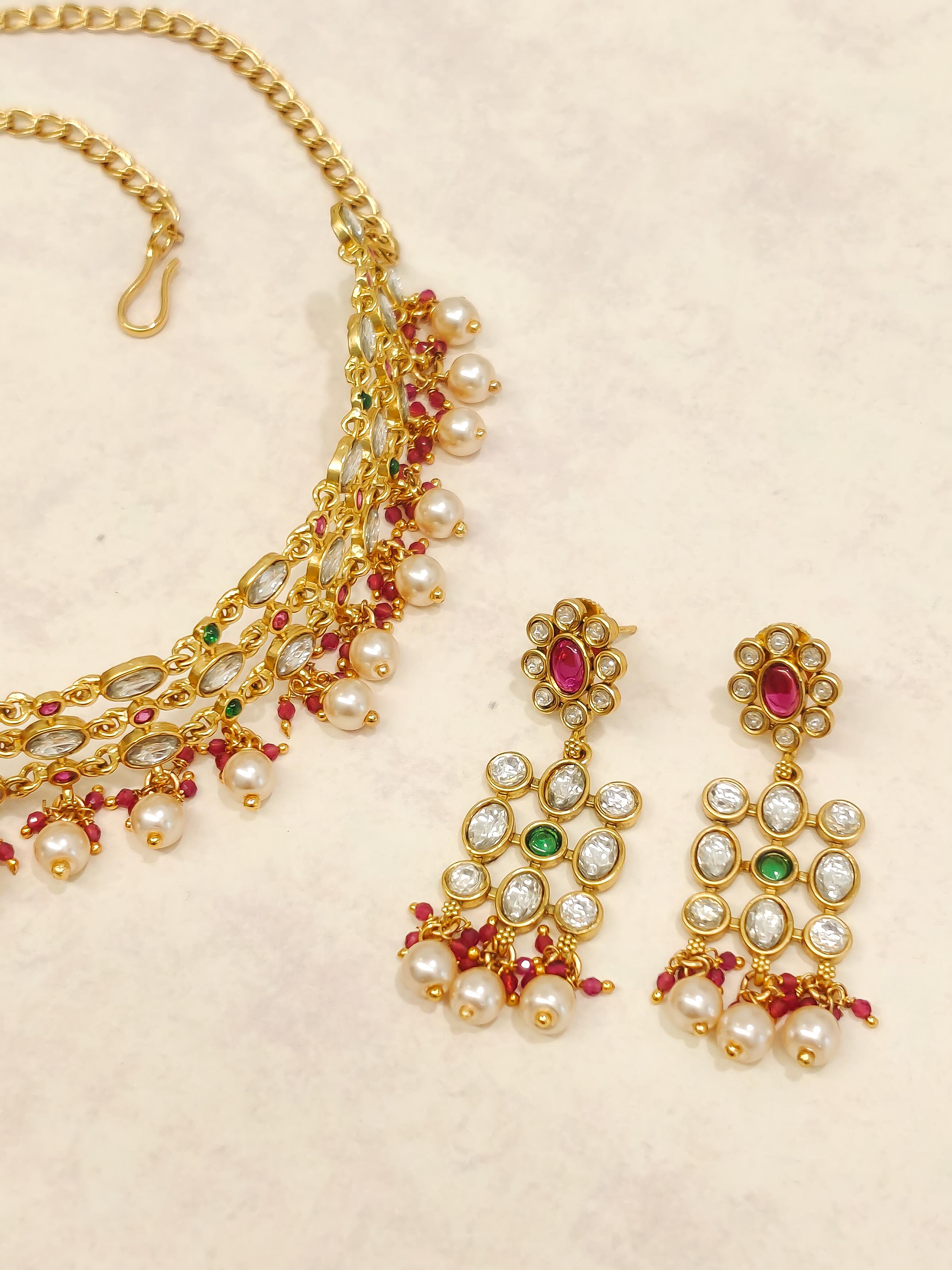 Dainty Kundan Choker