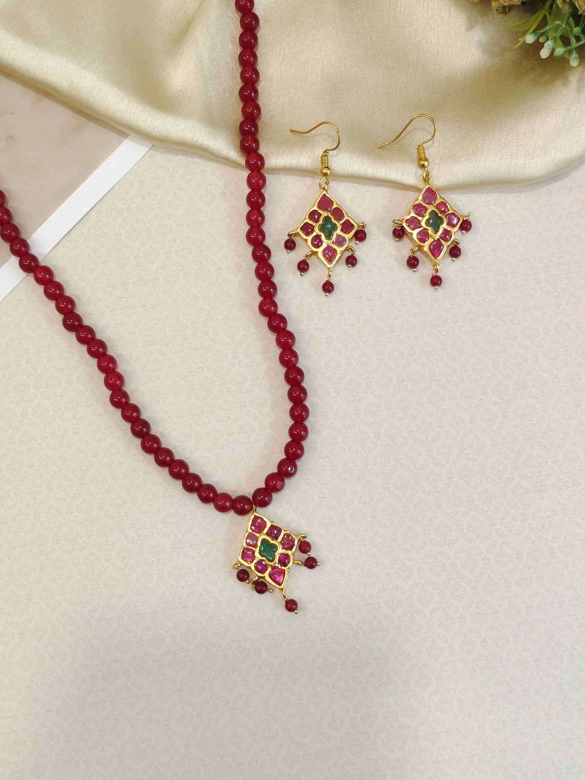 Richi Vilandi Necklace