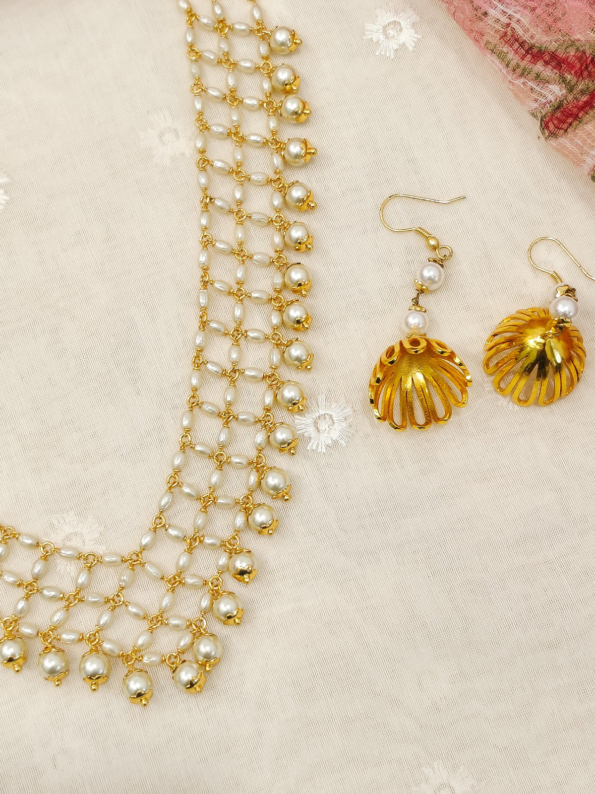 Nakshi Pearl Jali Necklace