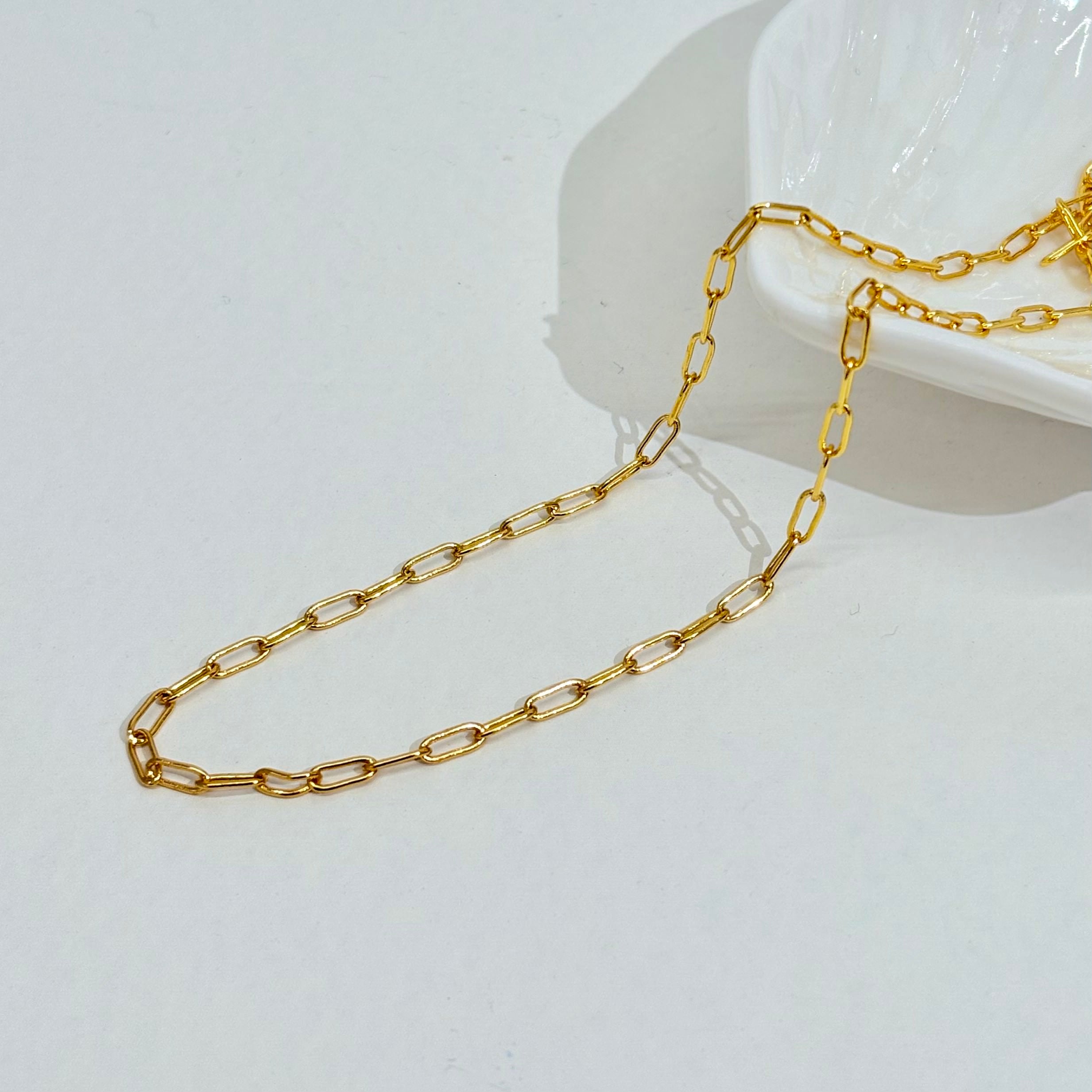 Paperclip Chain